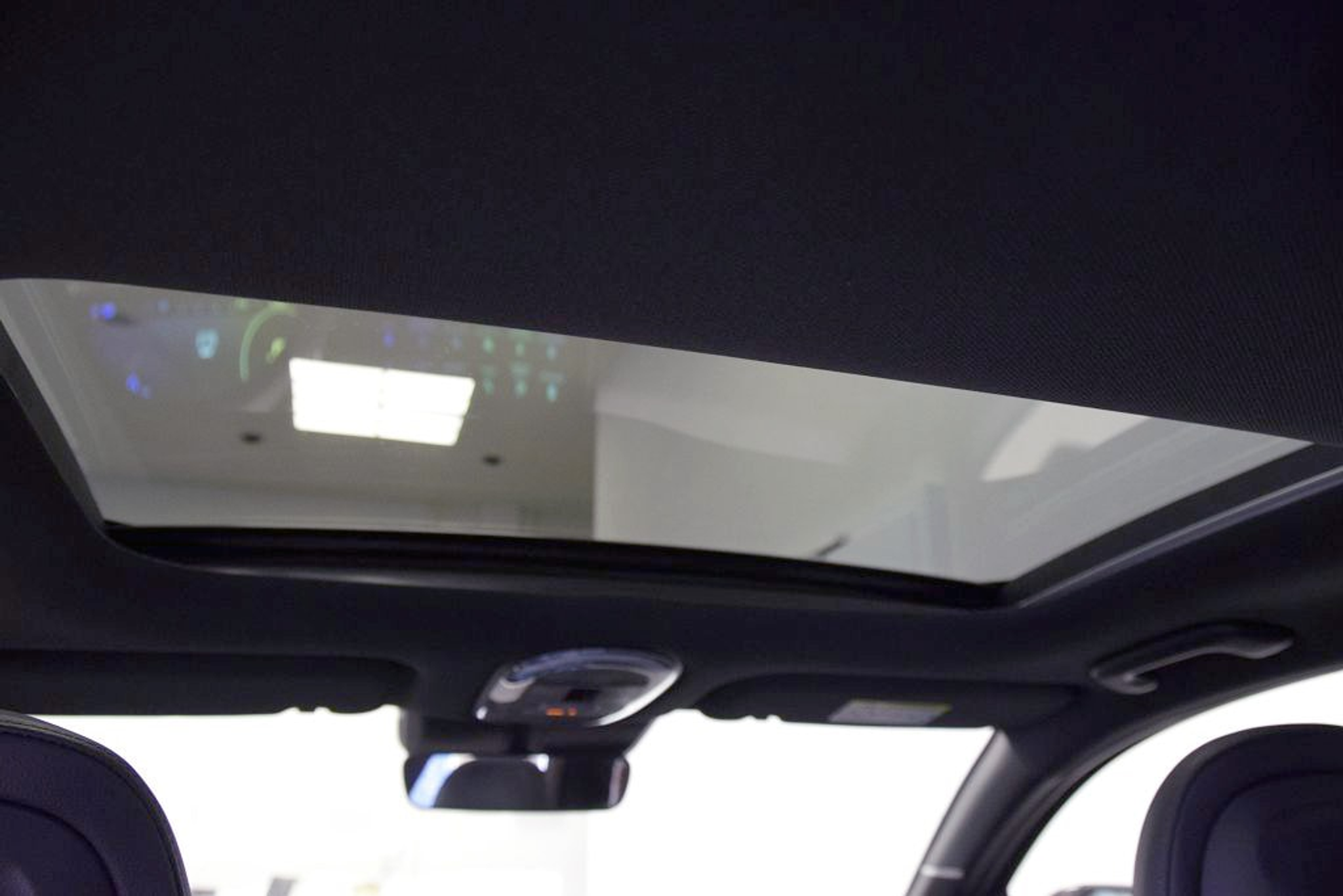 listing desktop thumbnail image 9