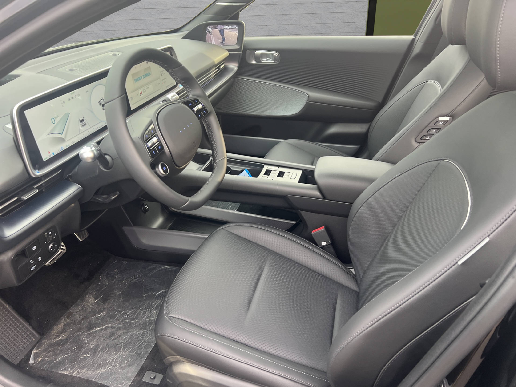 listing desktop thumbnail image 7