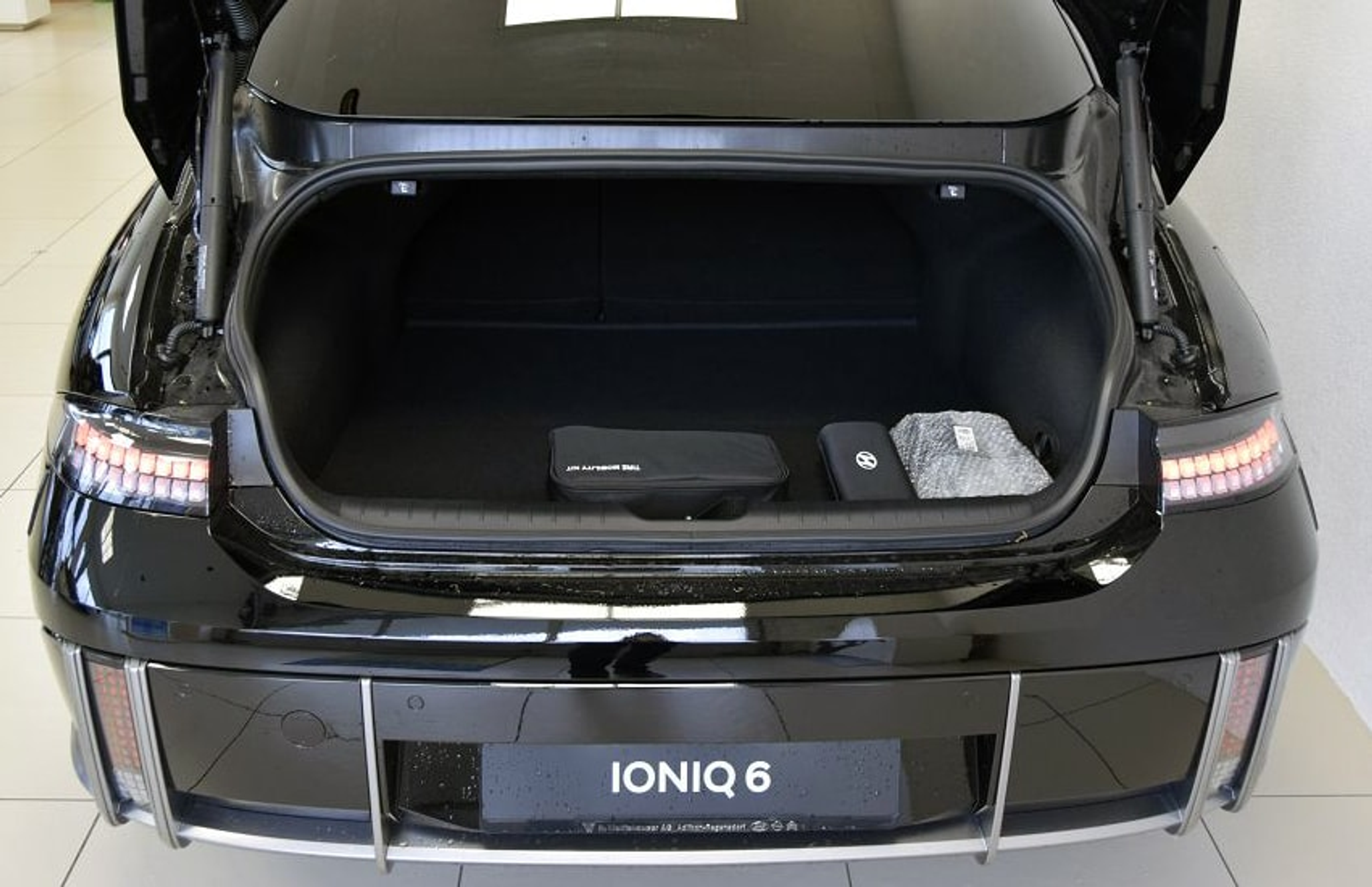 listing desktop thumbnail image 12