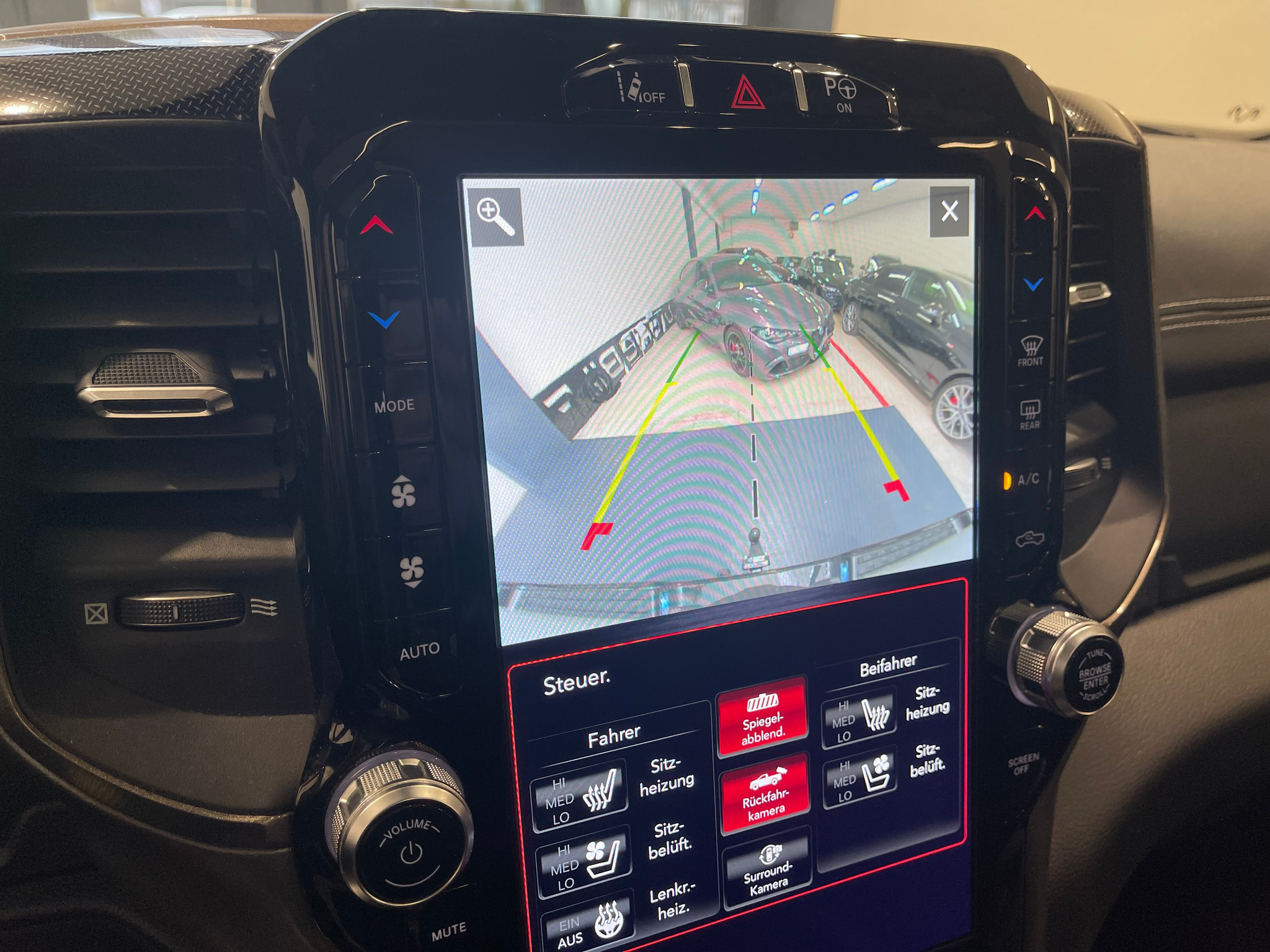 listing desktop thumbnail image 21