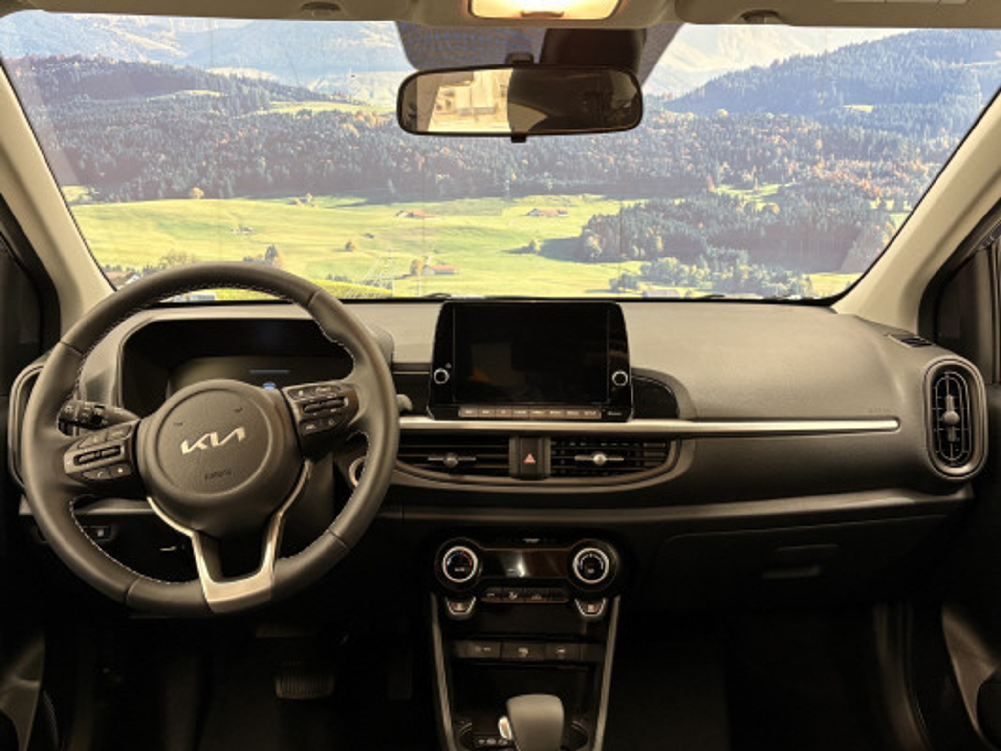 listing desktop thumbnail image 5