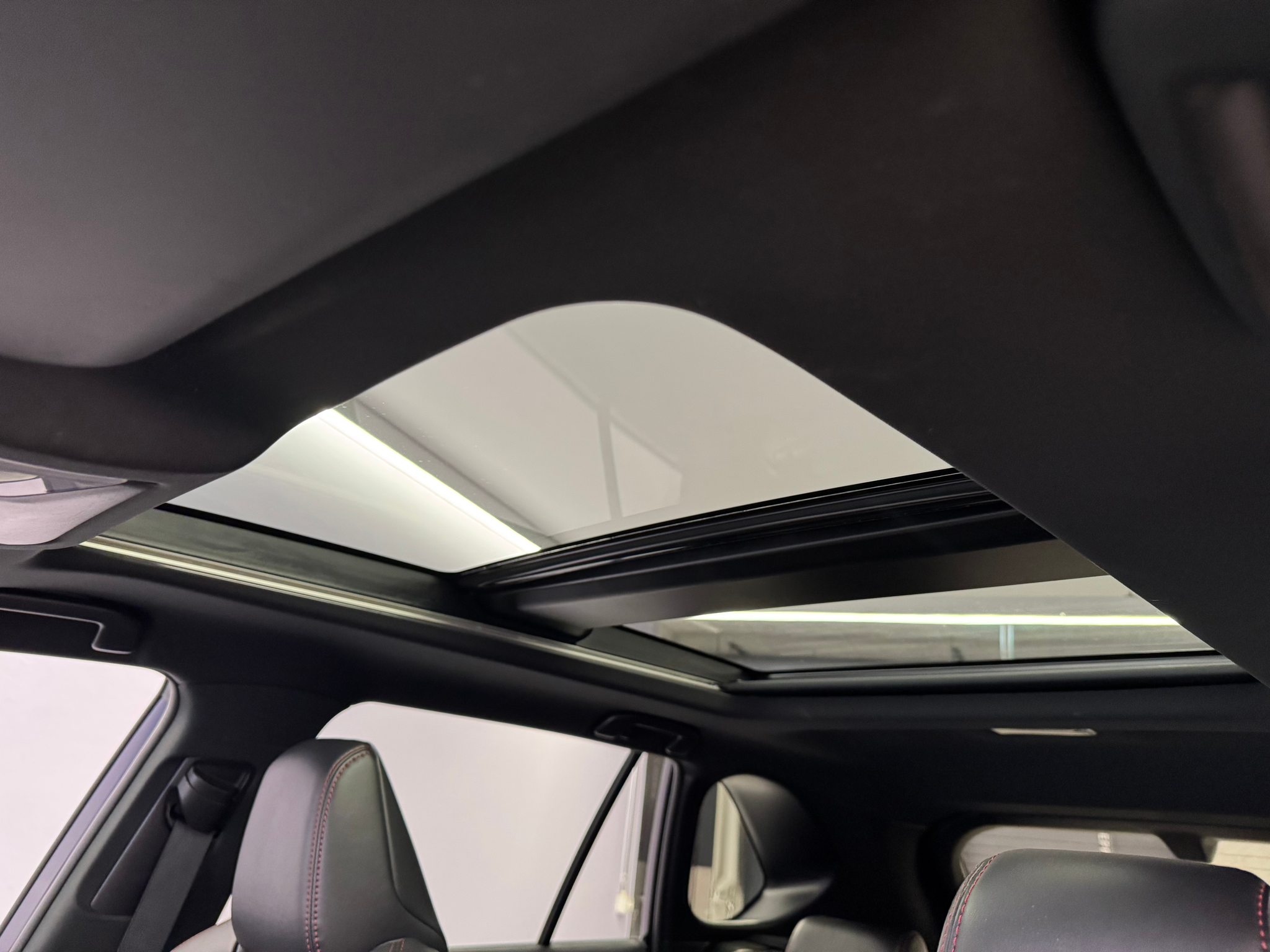 listing desktop thumbnail image 17