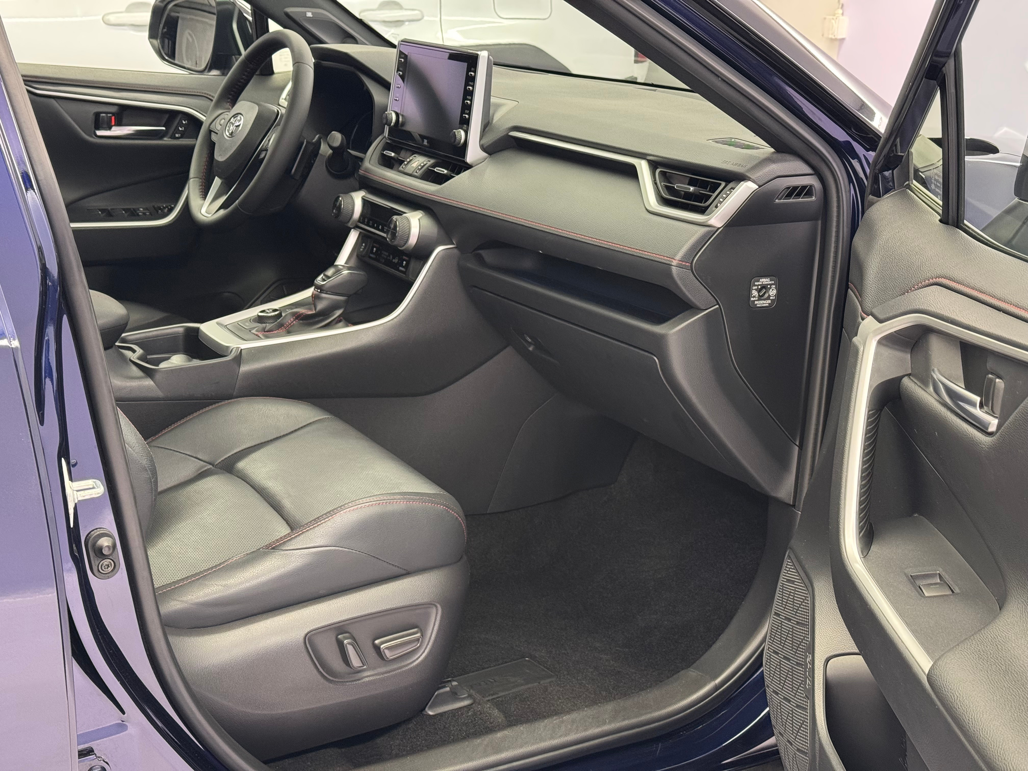 listing desktop thumbnail image 7