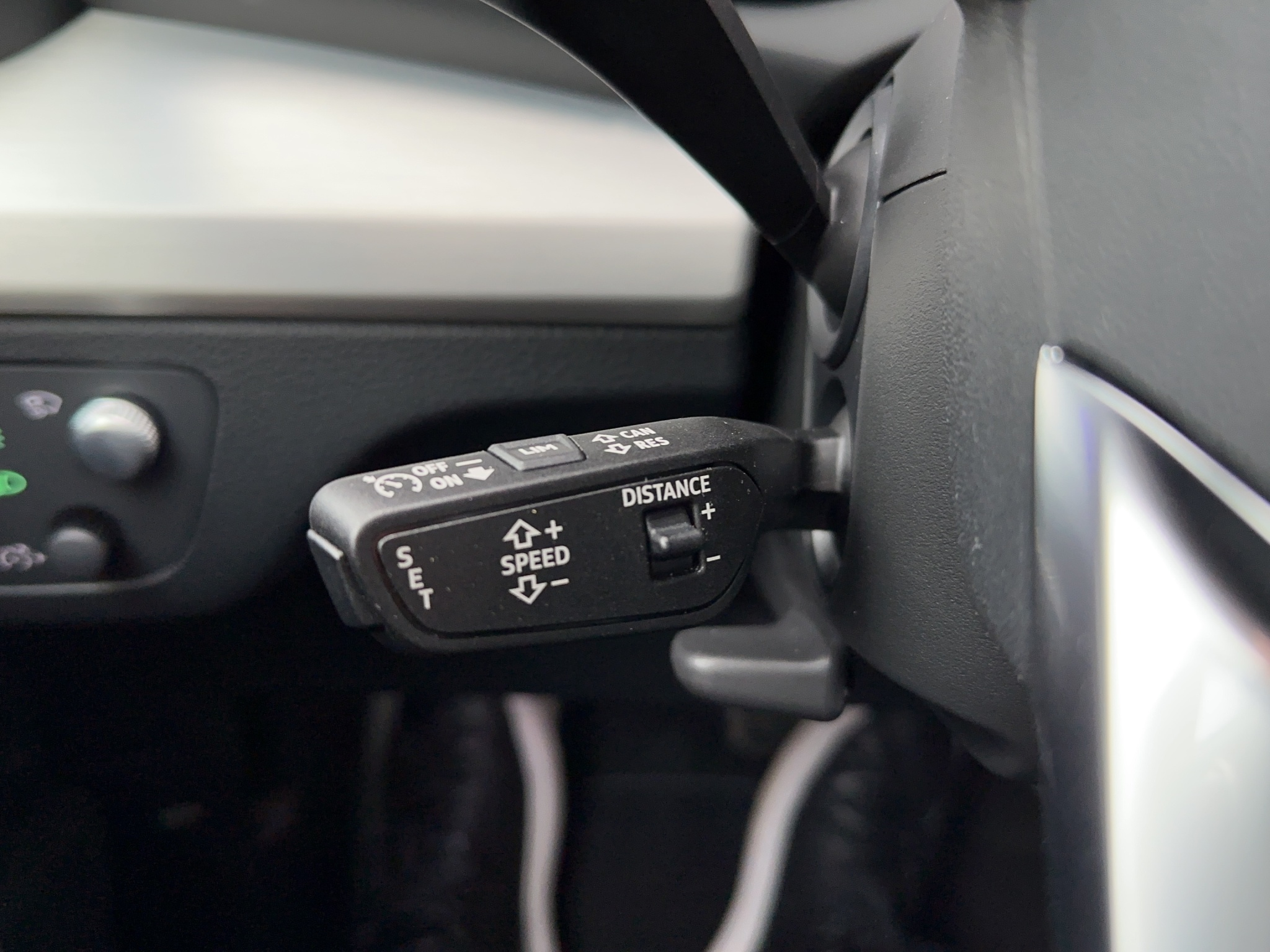 listing desktop thumbnail image 17