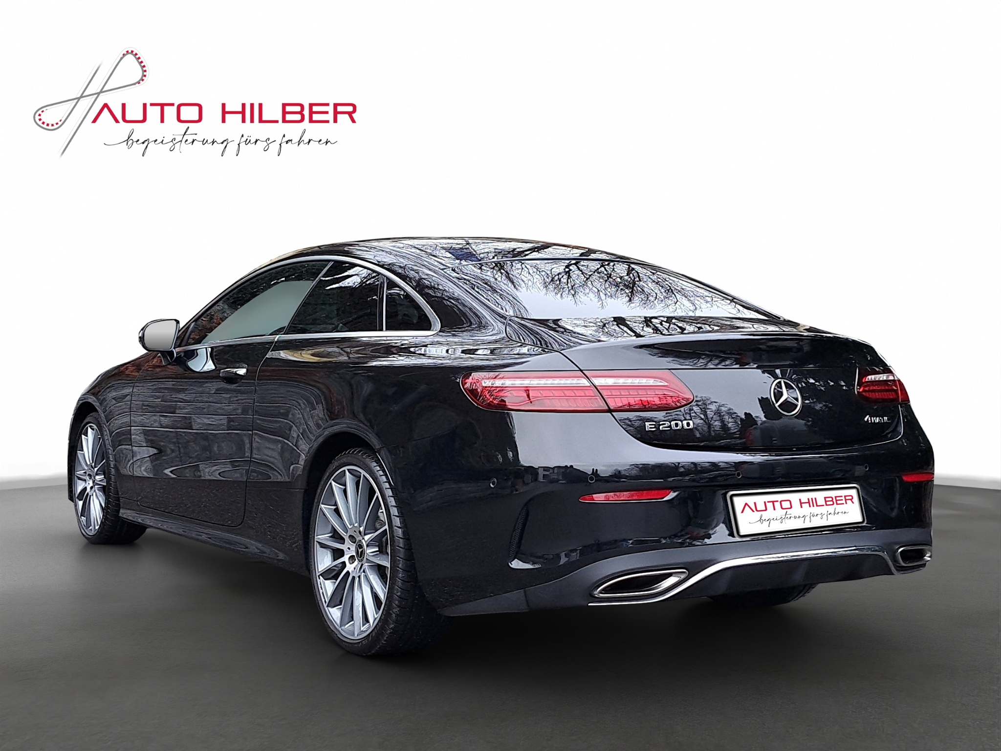 listing desktop thumbnail image 4