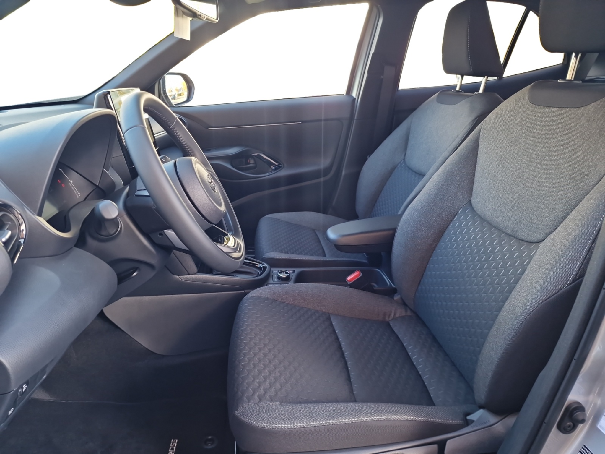 listing desktop thumbnail image 9