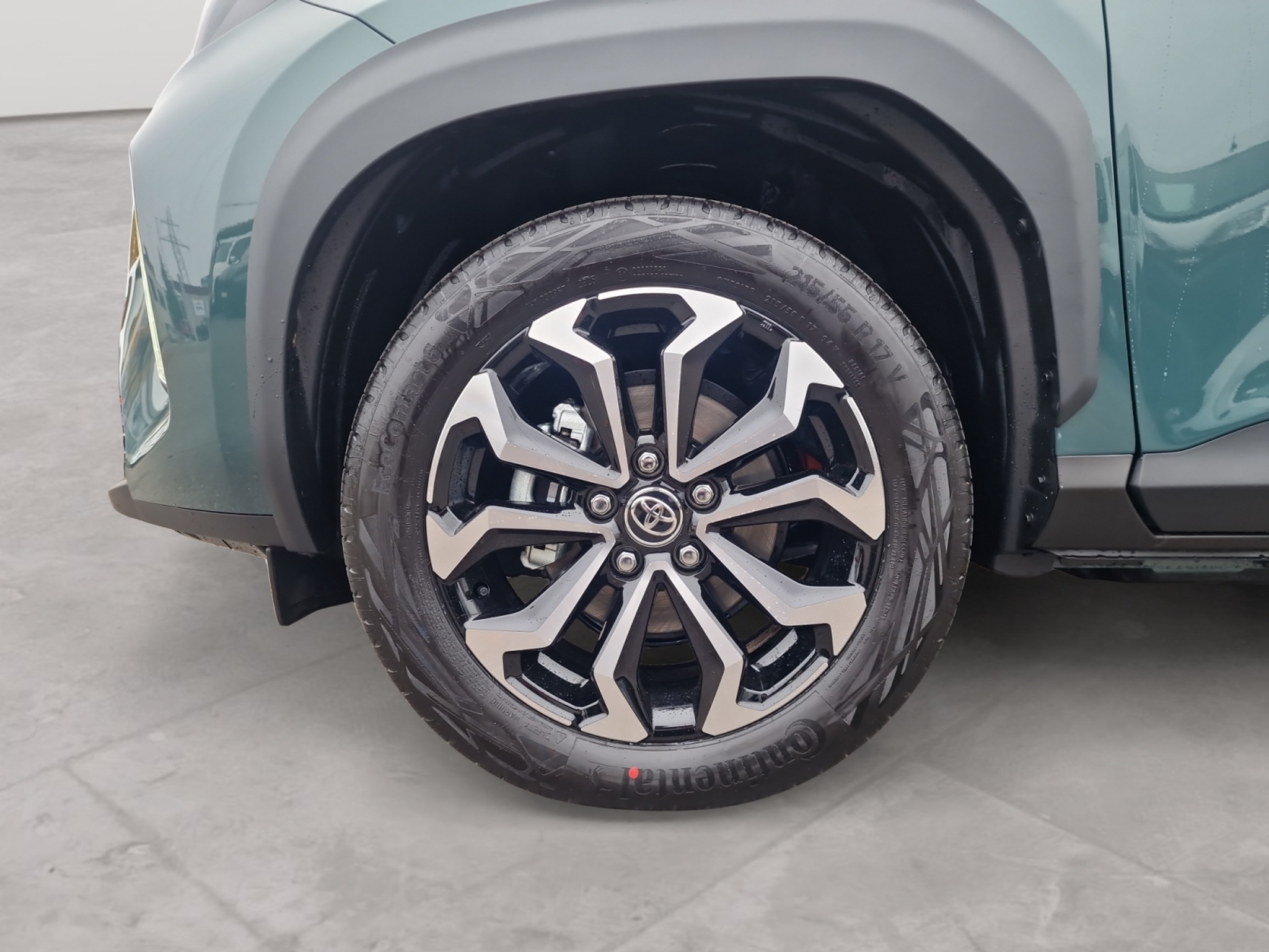 listing desktop thumbnail image 8