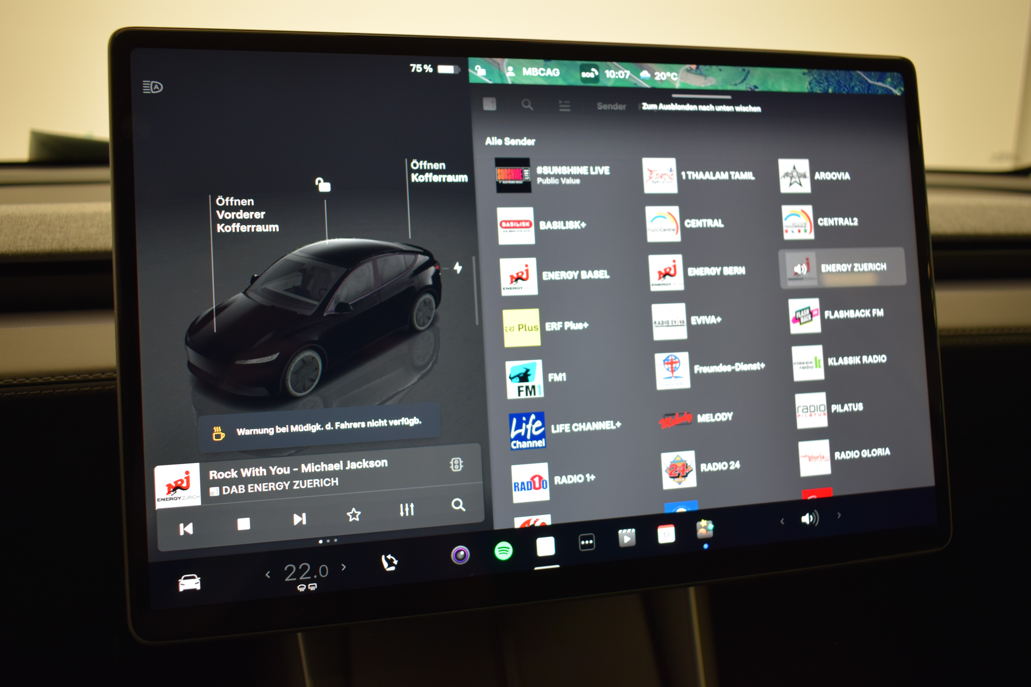 listing desktop thumbnail image 24