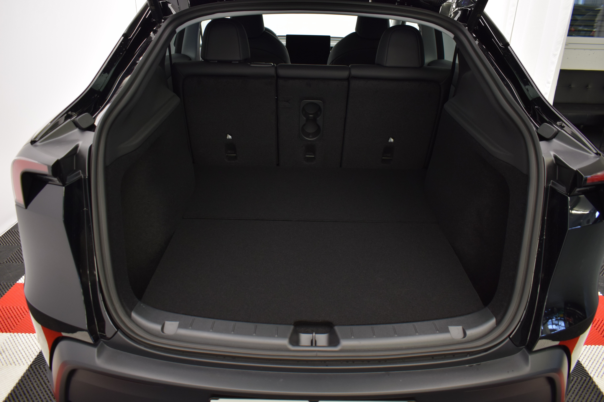 listing desktop thumbnail image 13