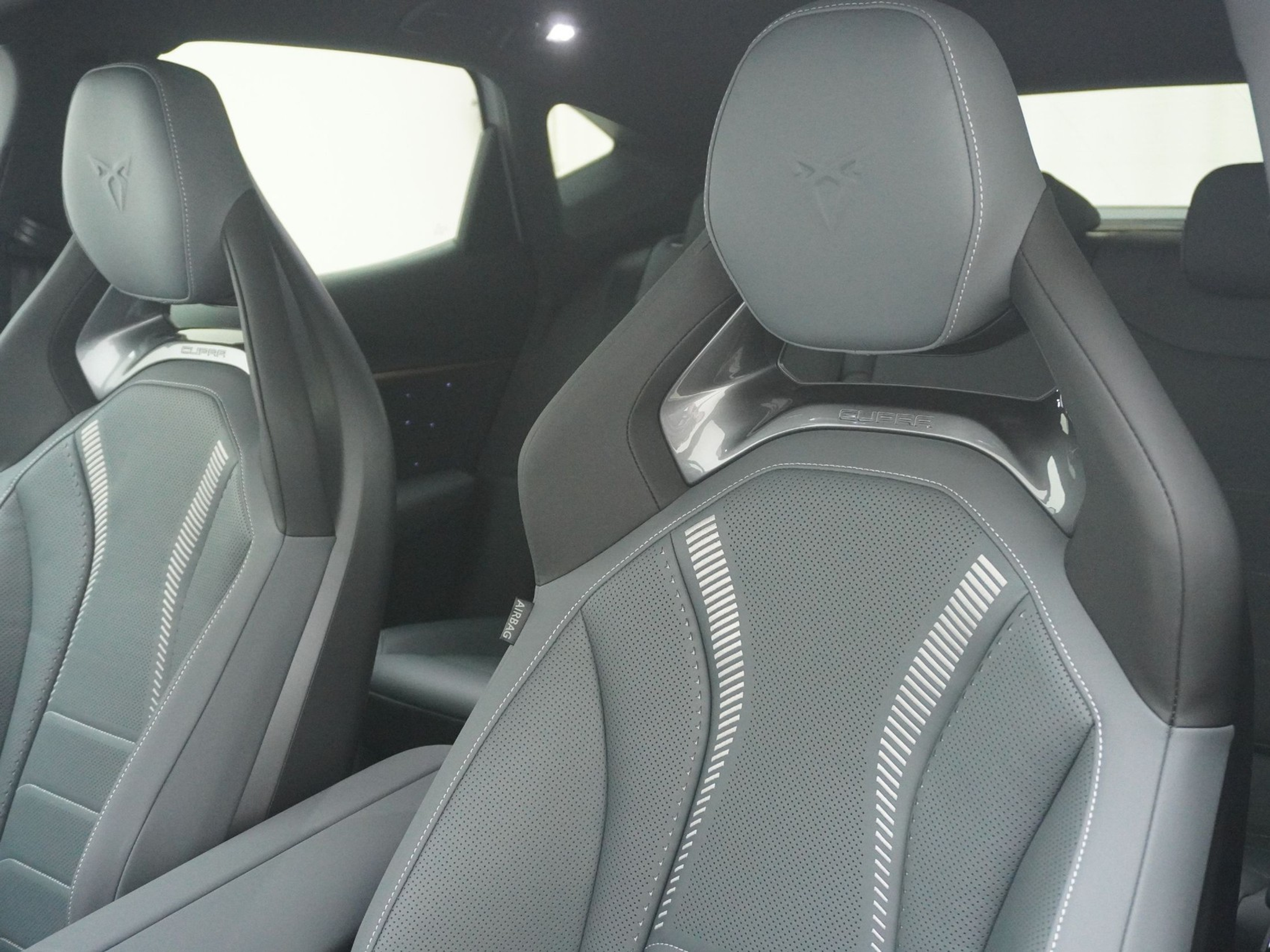 listing desktop thumbnail image 7