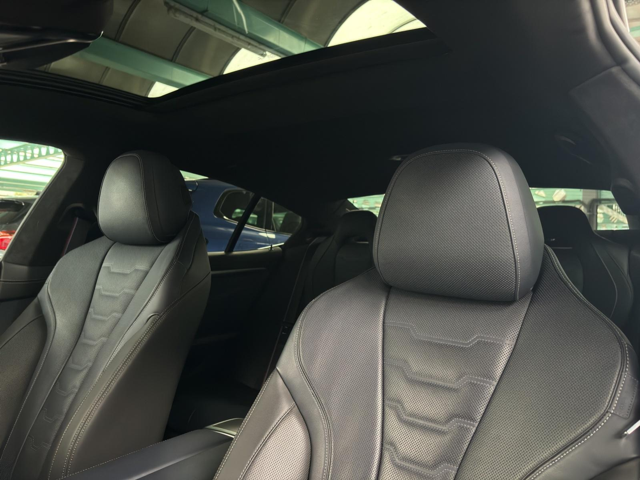 listing desktop thumbnail image 12