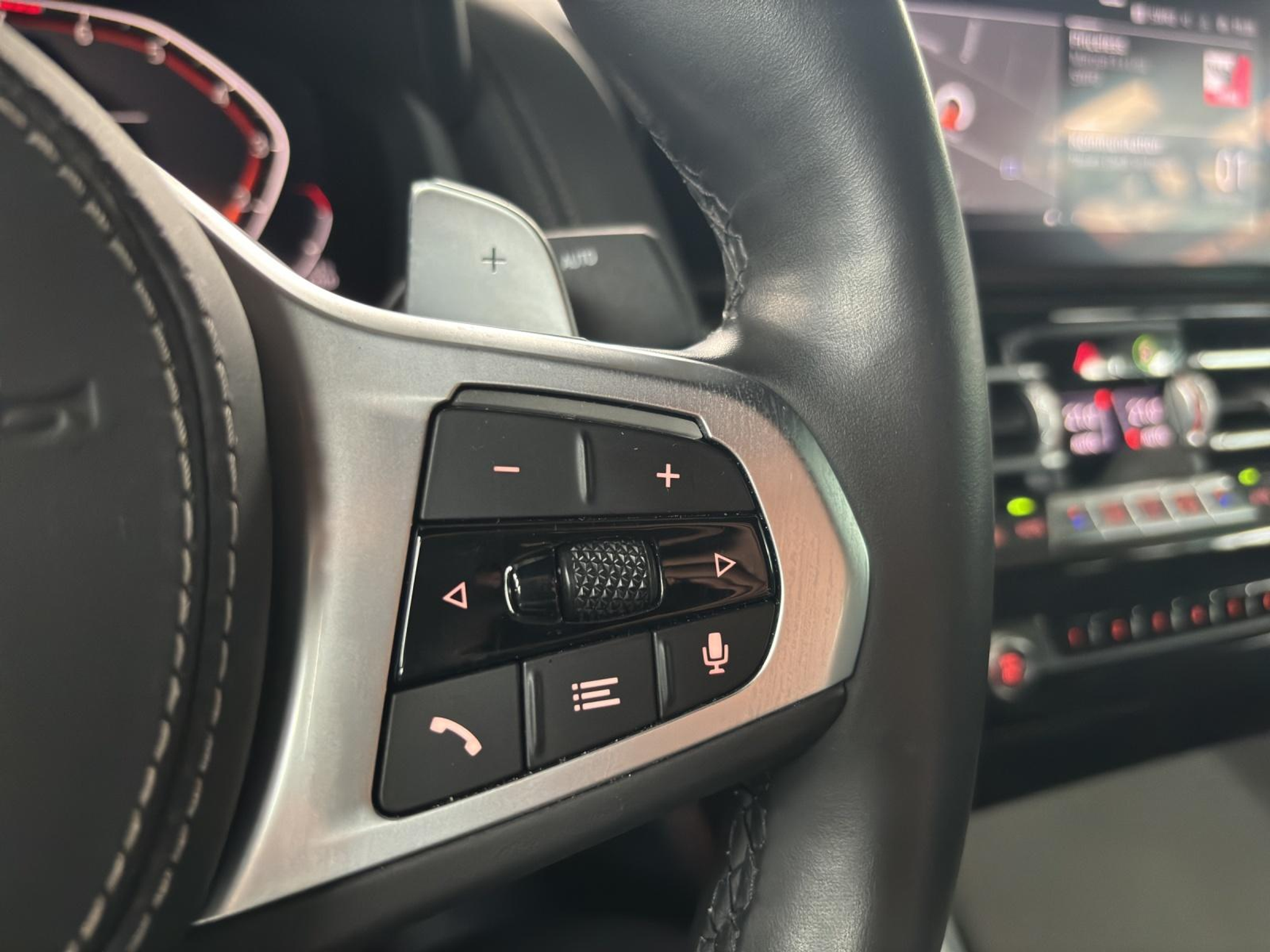 listing desktop thumbnail image 14