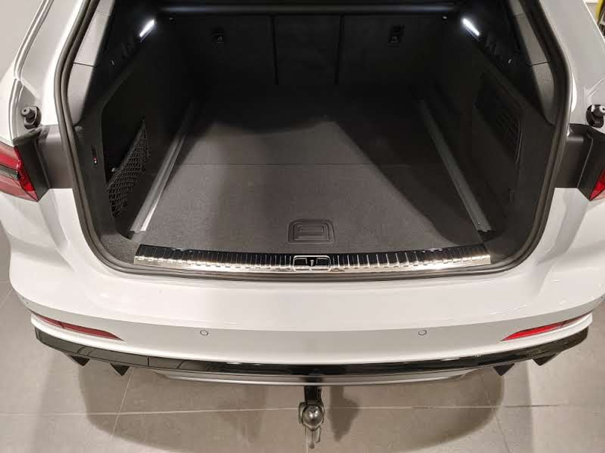 listing desktop thumbnail image 12