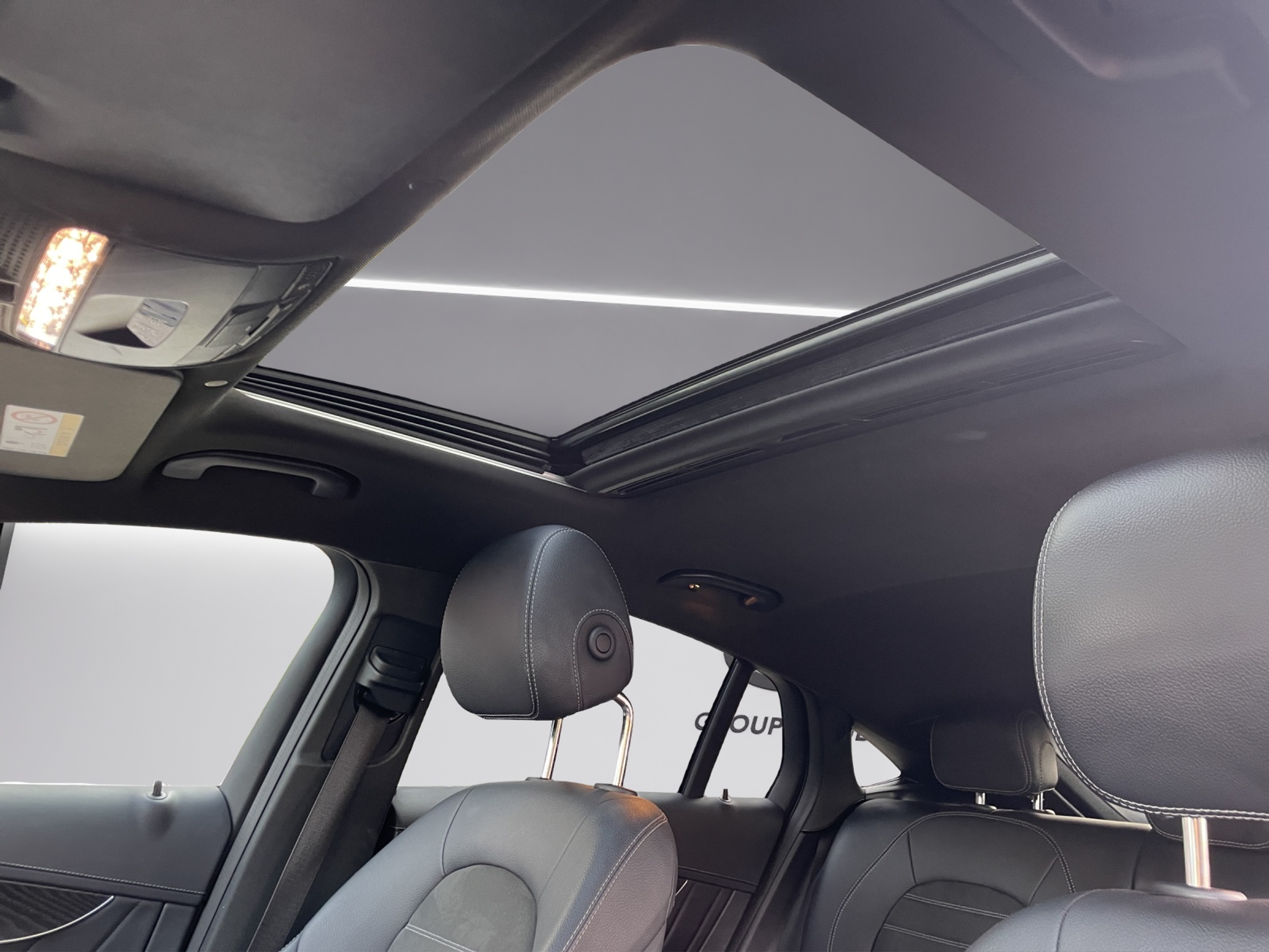 listing desktop thumbnail image 11