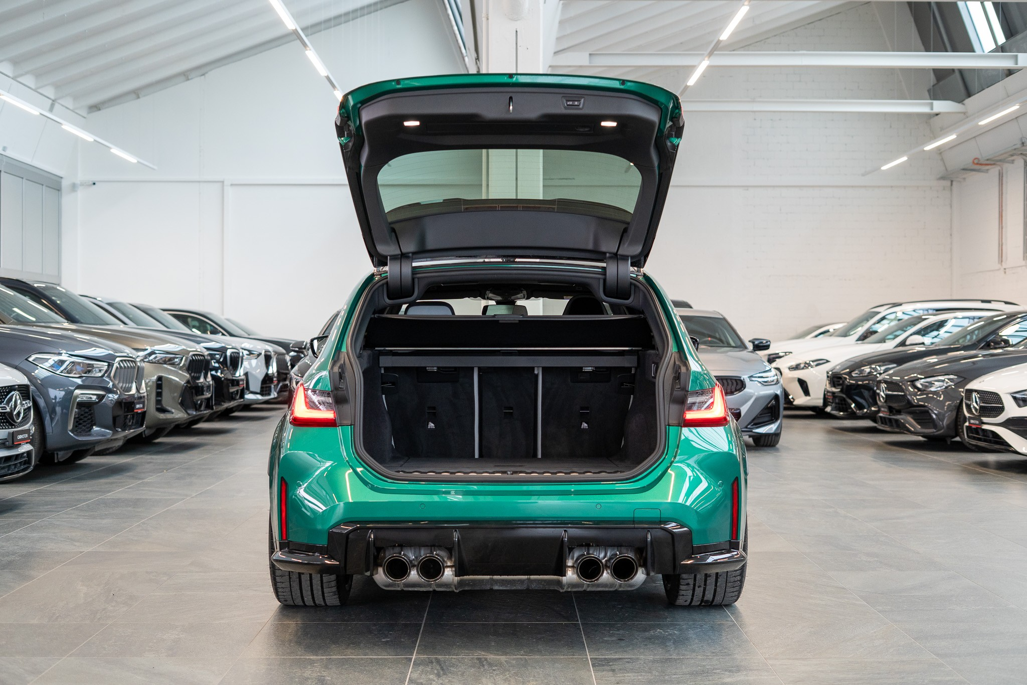 listing desktop thumbnail image 6