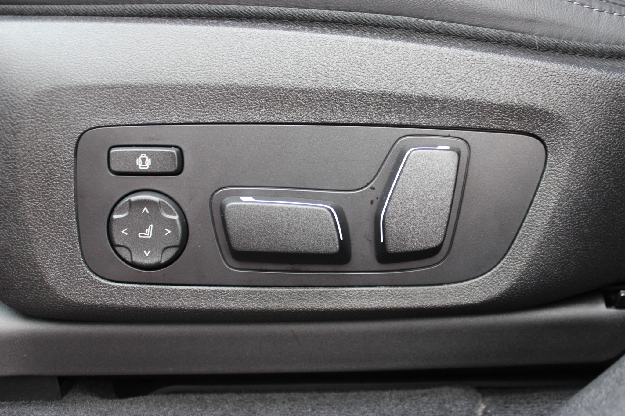 listing desktop thumbnail image 7