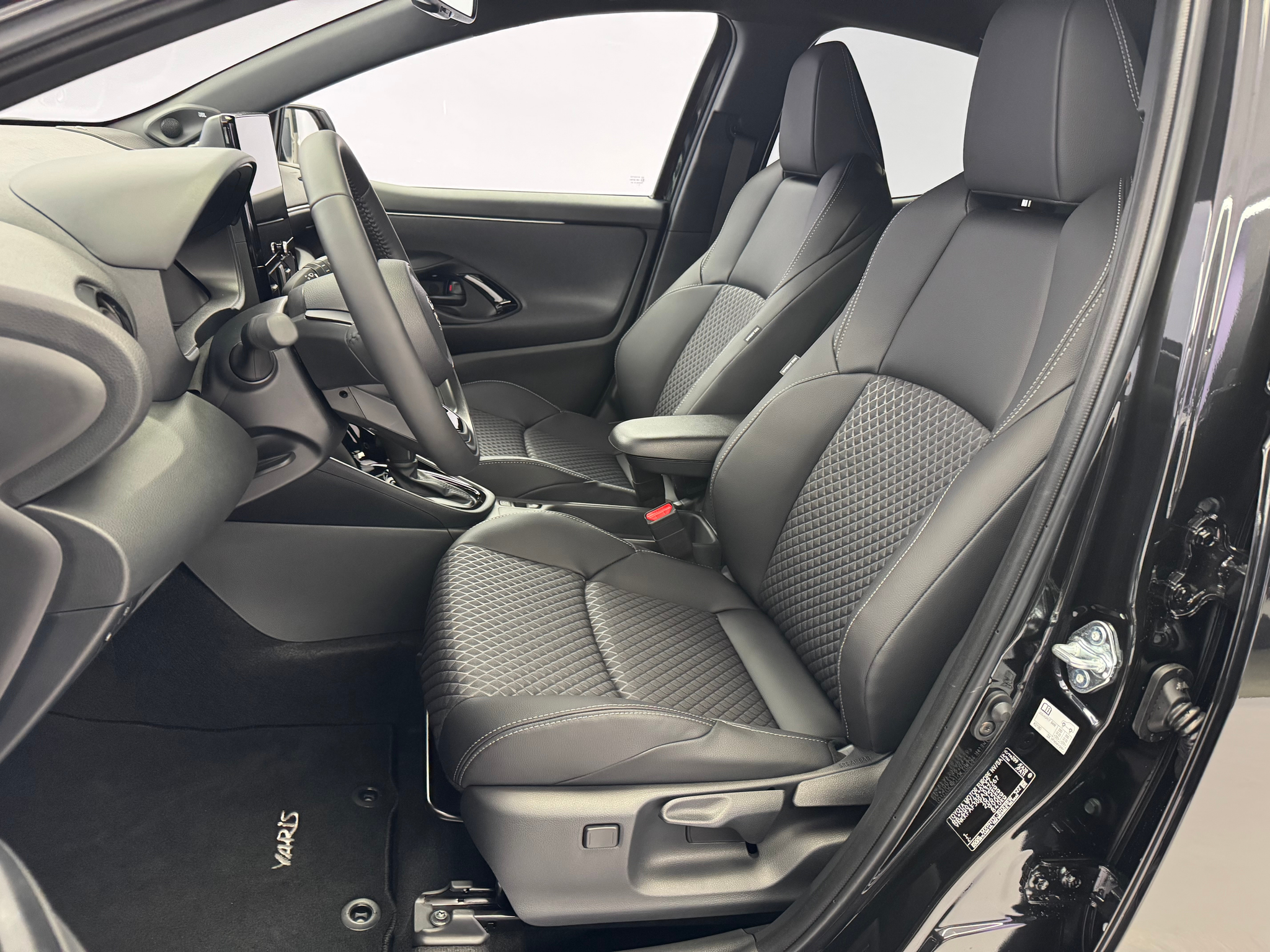 listing desktop thumbnail image 8