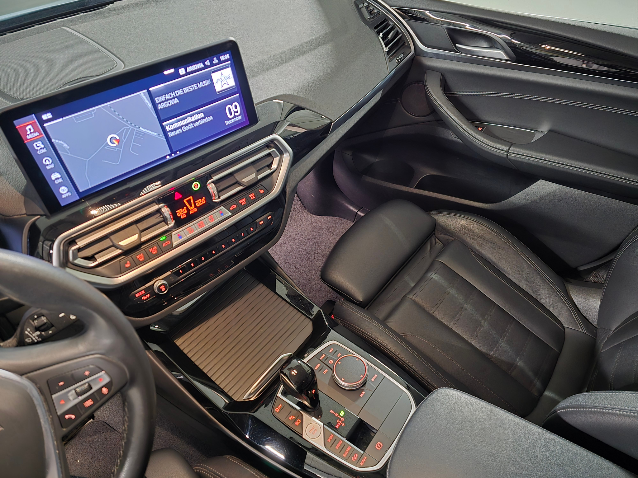 listing desktop thumbnail image 12