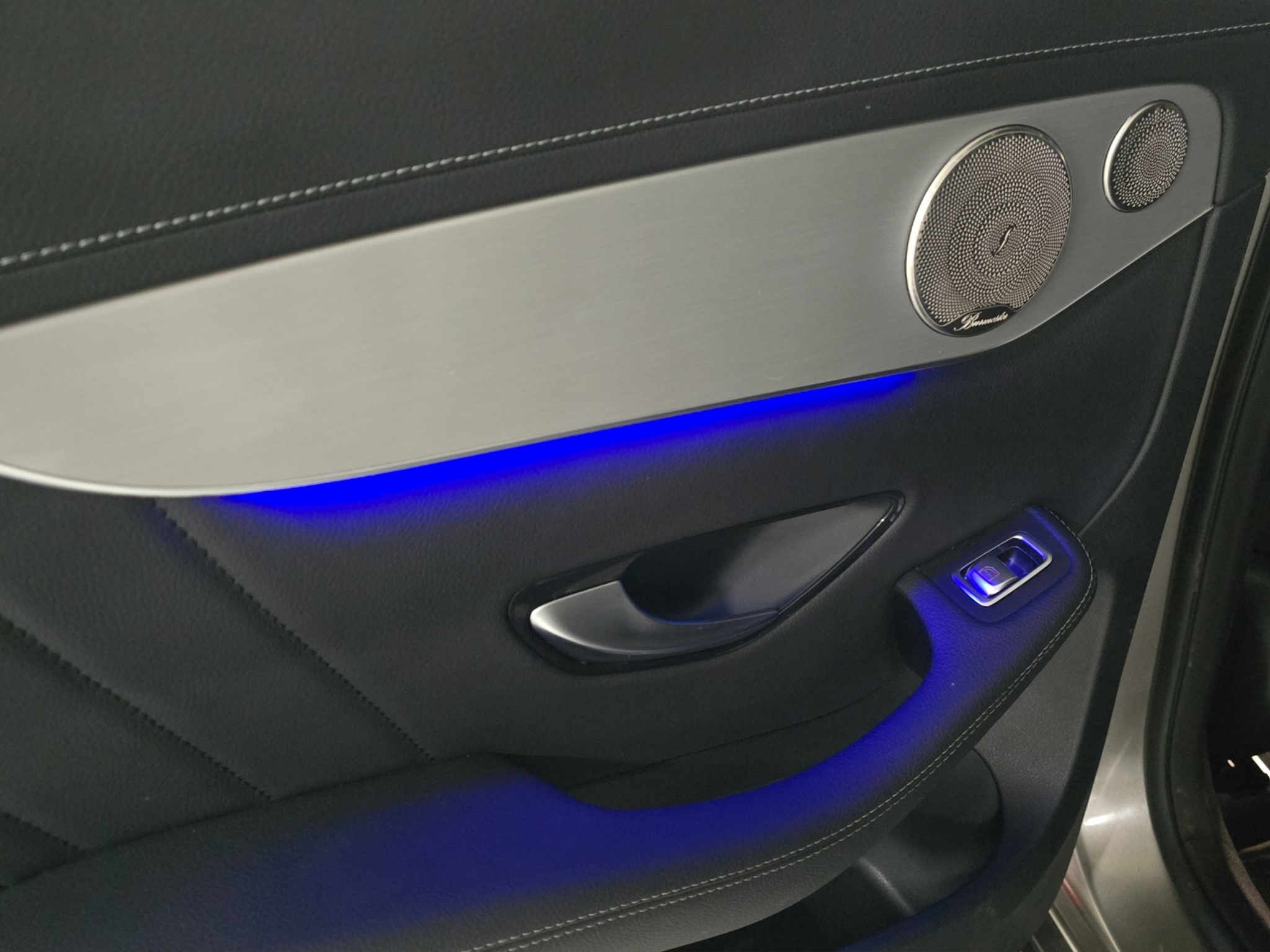 listing desktop thumbnail image 20