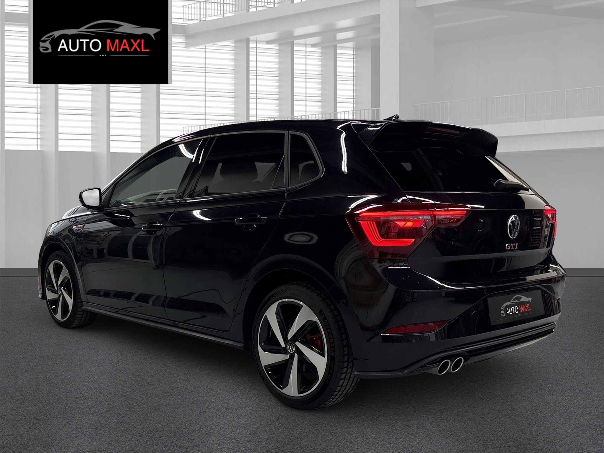 listing desktop thumbnail image 3