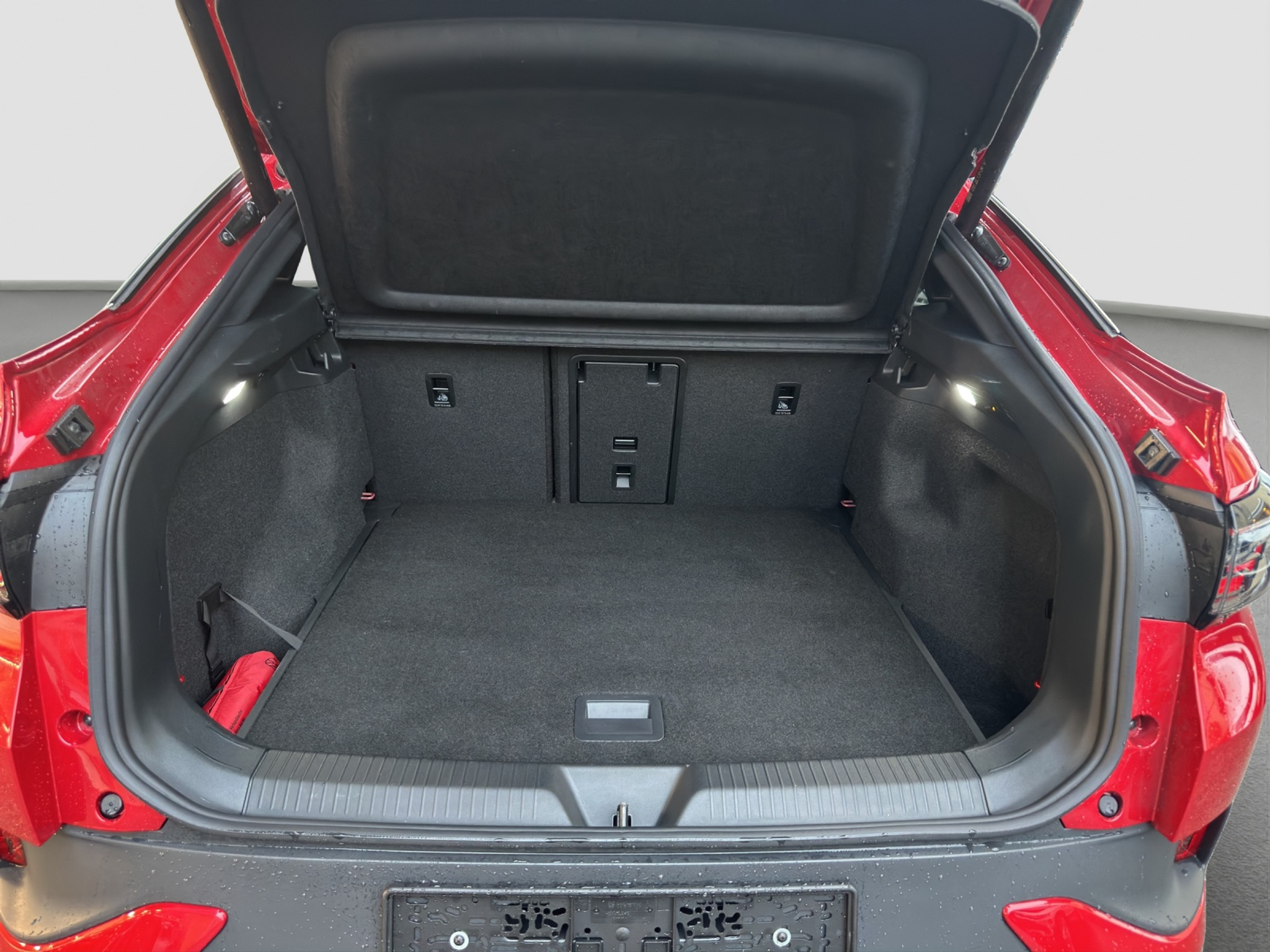 listing desktop thumbnail image 9