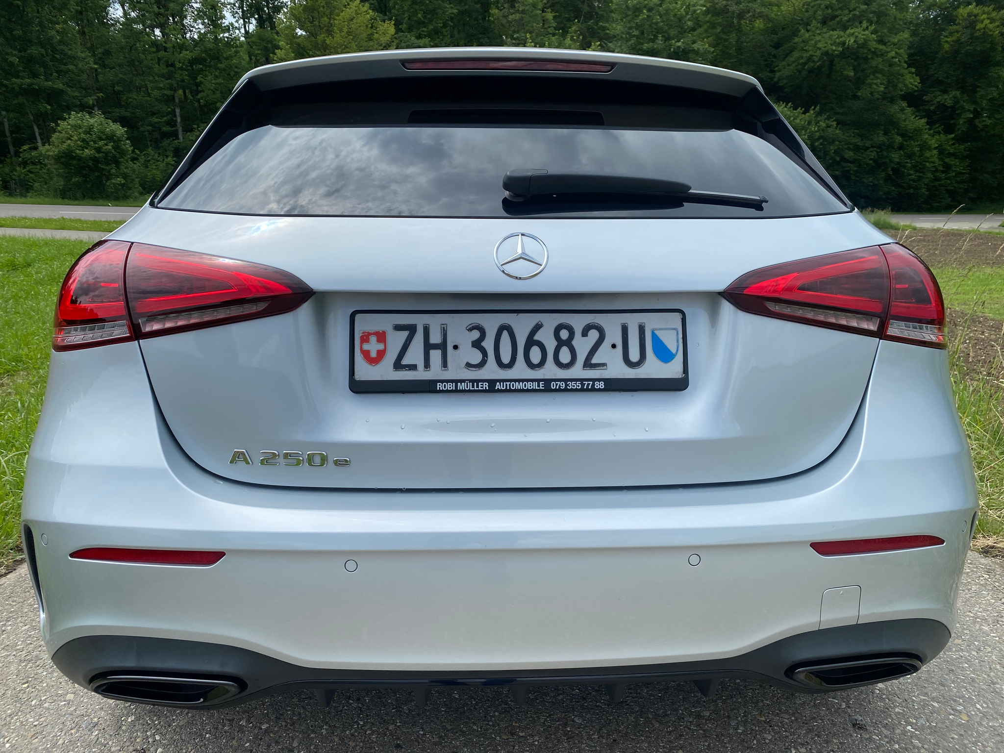 listing desktop thumbnail image 5