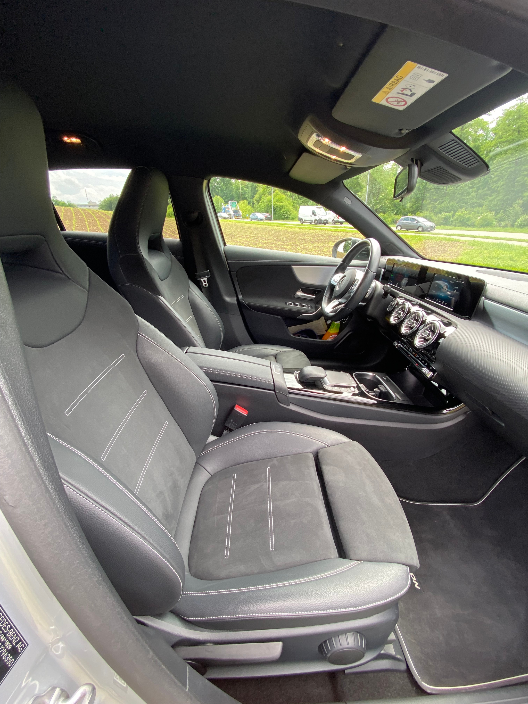 listing desktop thumbnail image 10