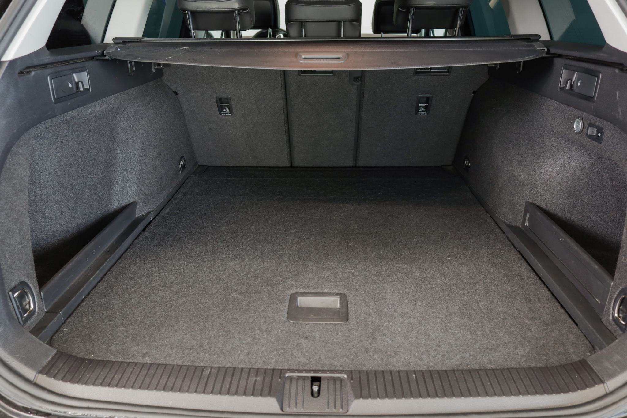 listing desktop thumbnail image 11