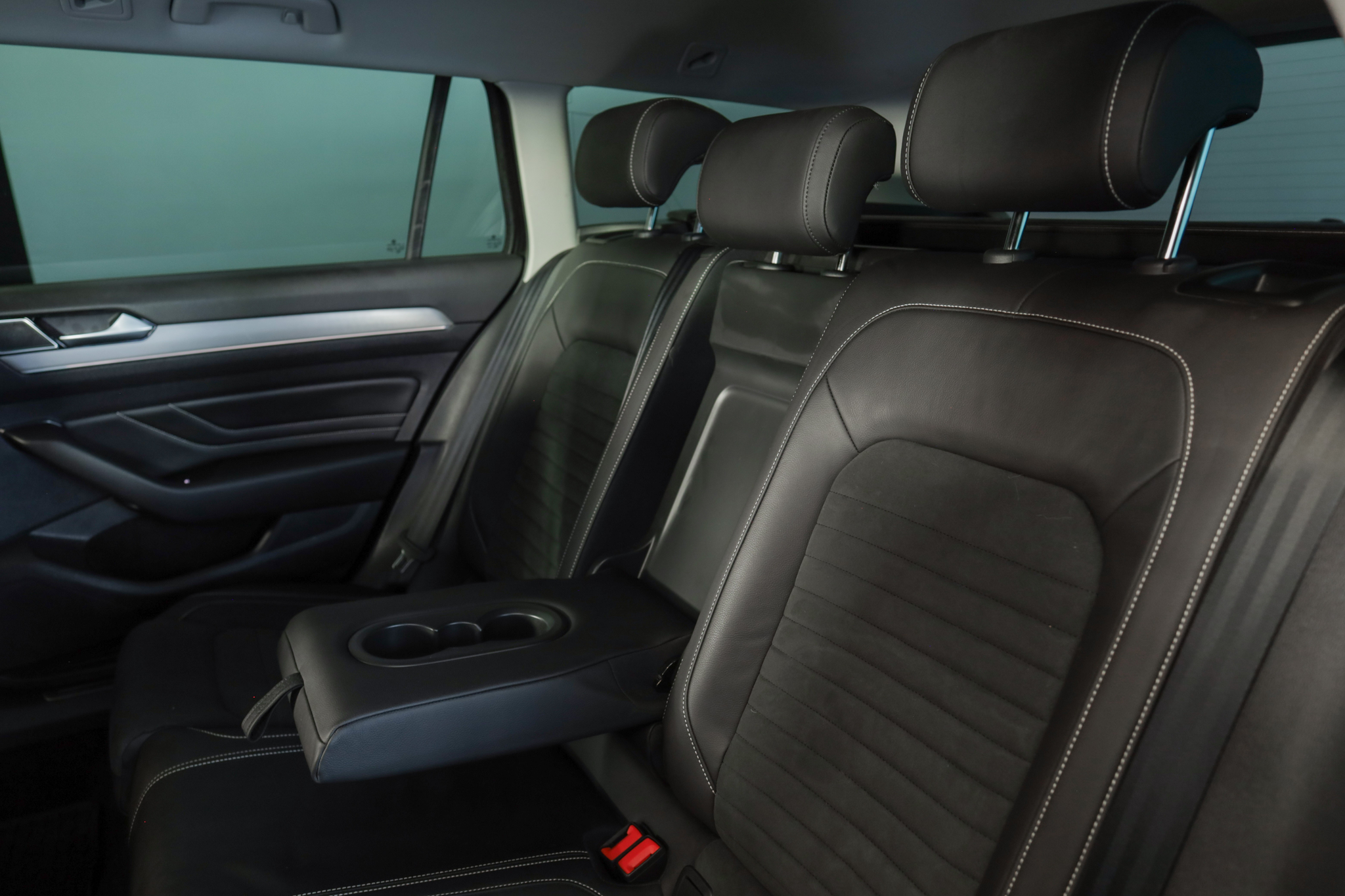 listing desktop thumbnail image 7