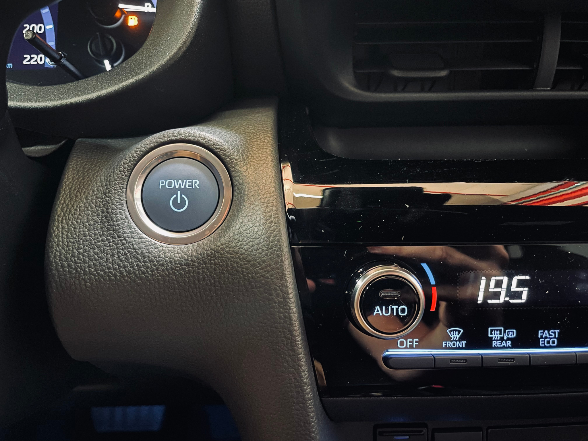 listing desktop thumbnail image 17