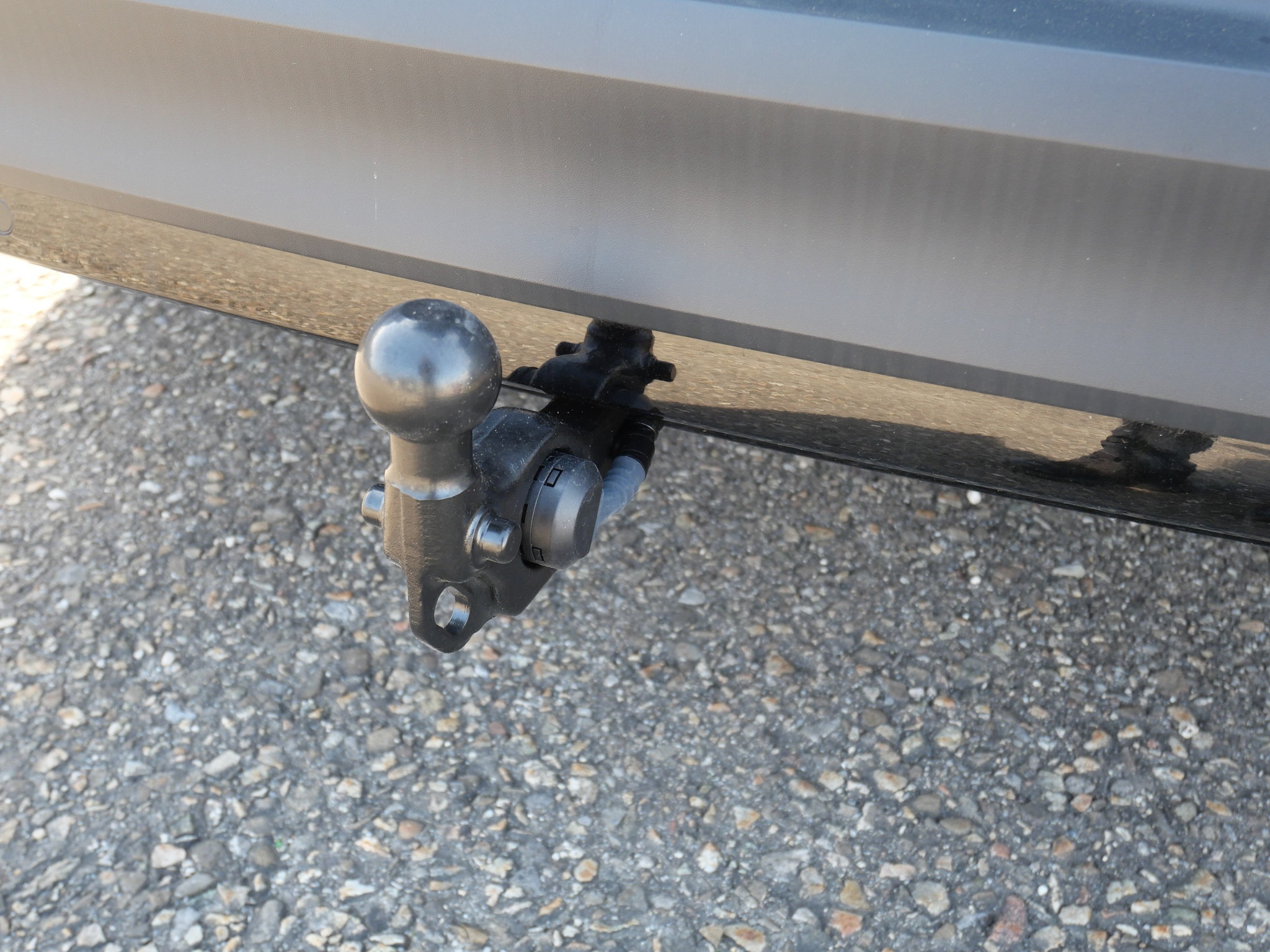 listing desktop thumbnail image 8