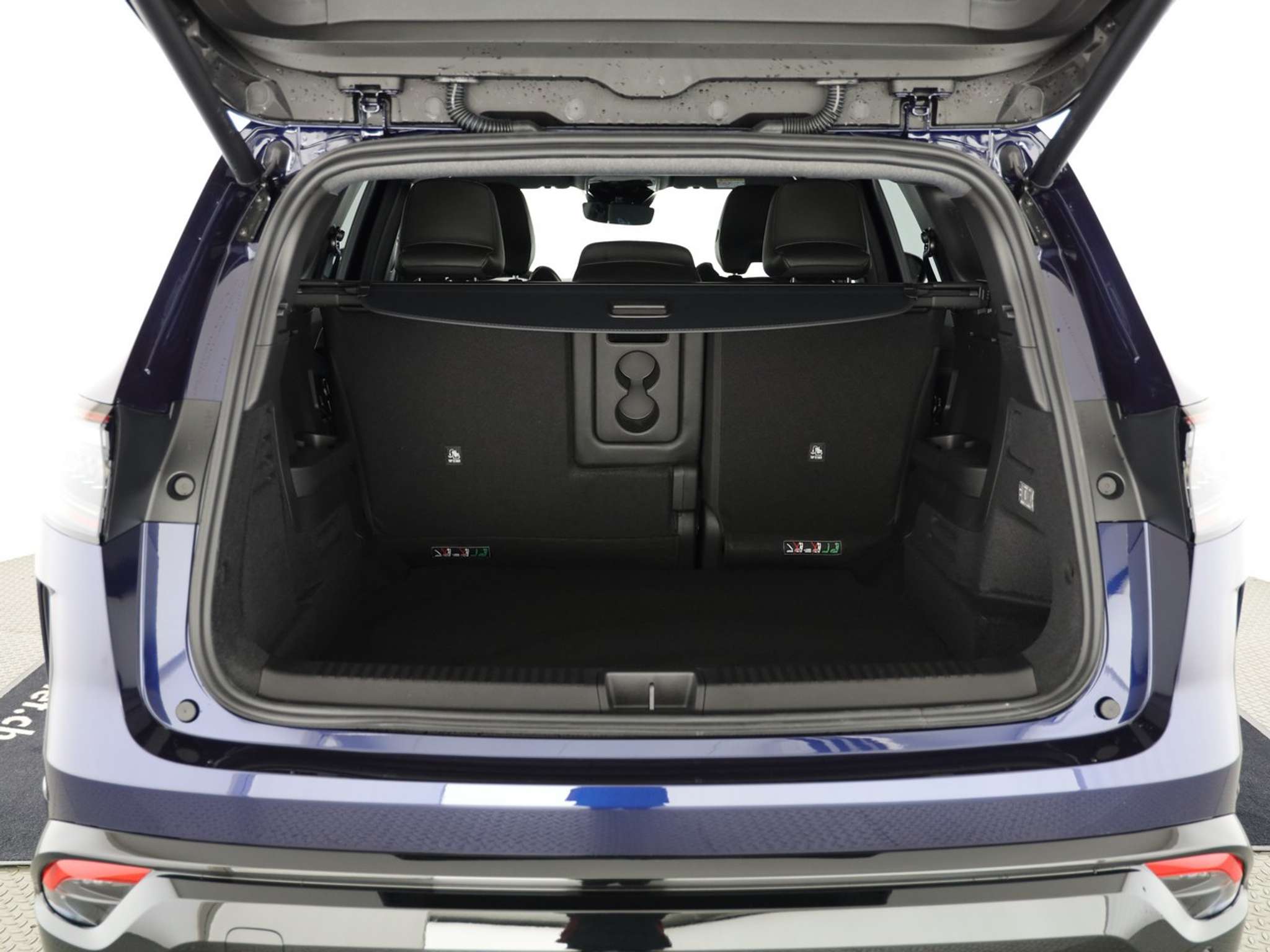 listing desktop thumbnail image 8