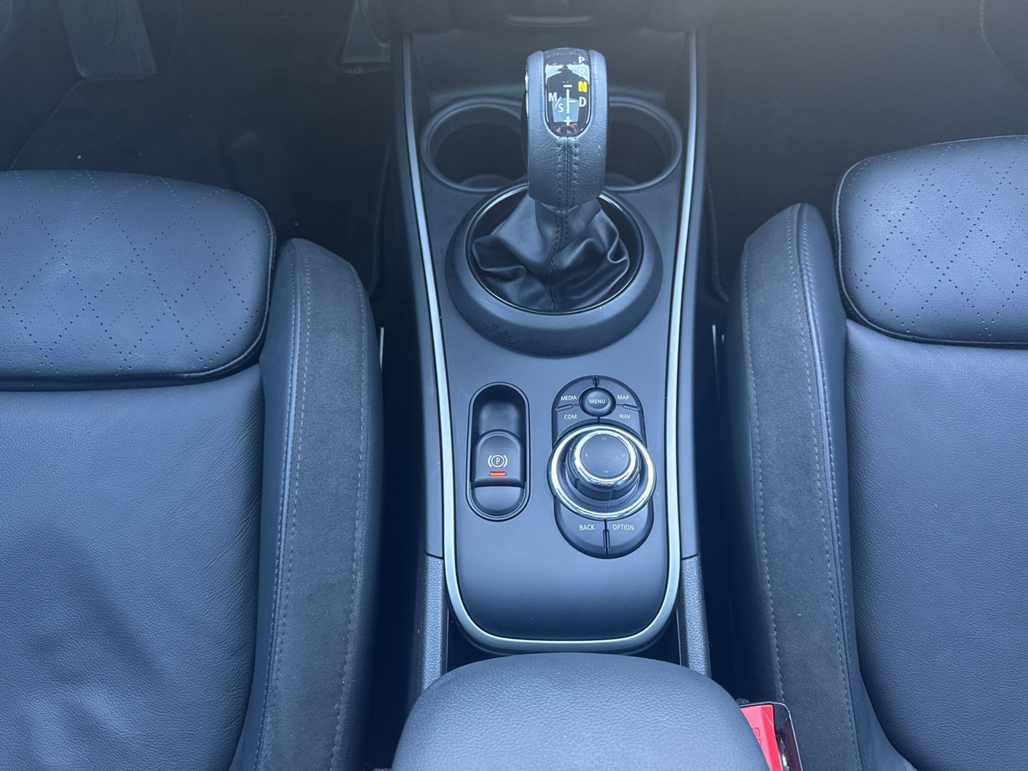 listing desktop thumbnail image 13