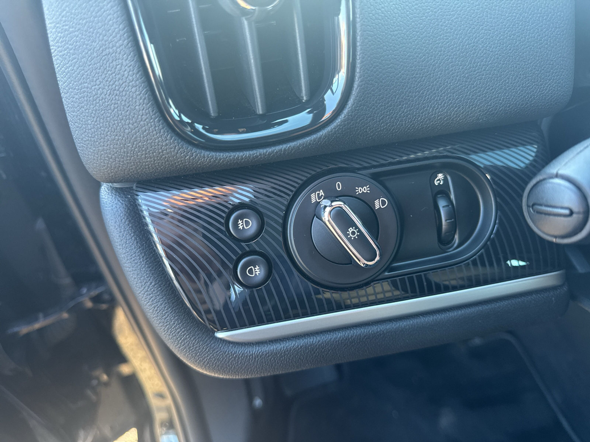 listing desktop thumbnail image 20