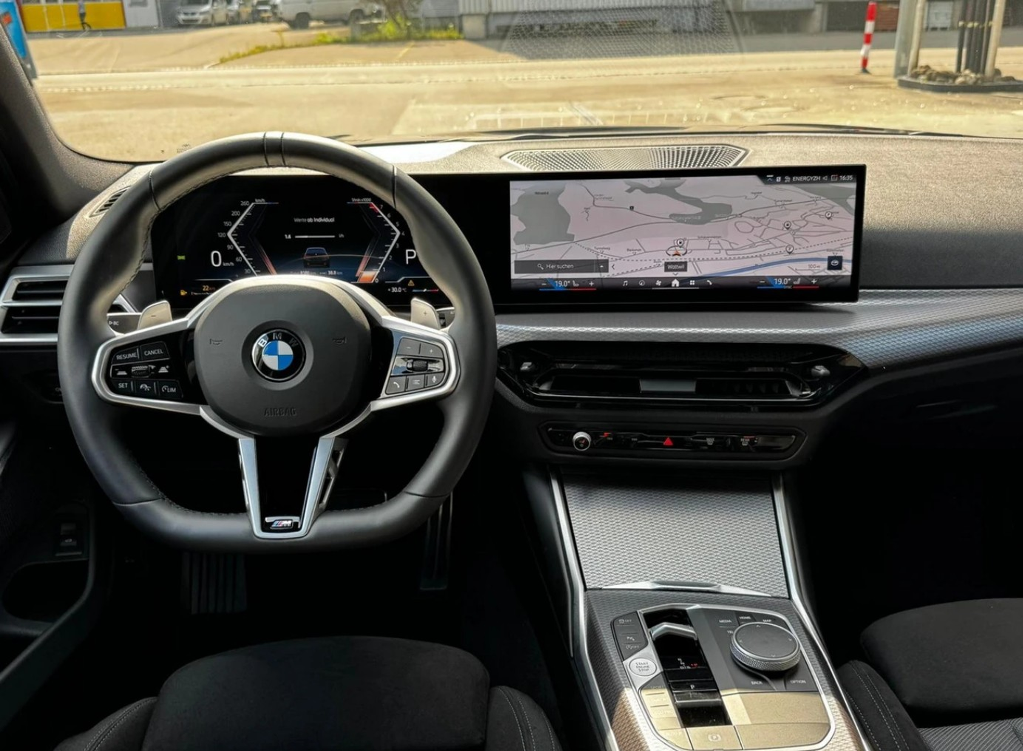 listing desktop thumbnail image 9