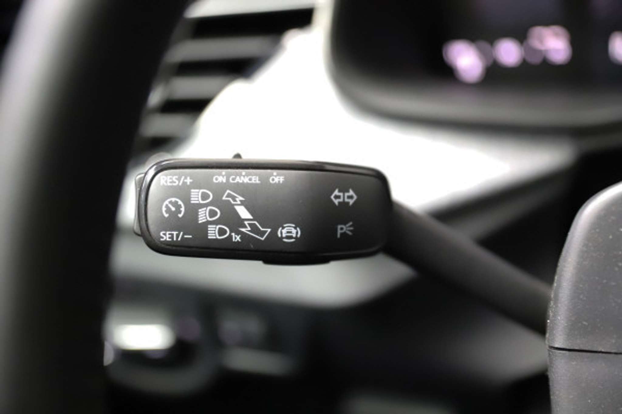 listing desktop thumbnail image 13