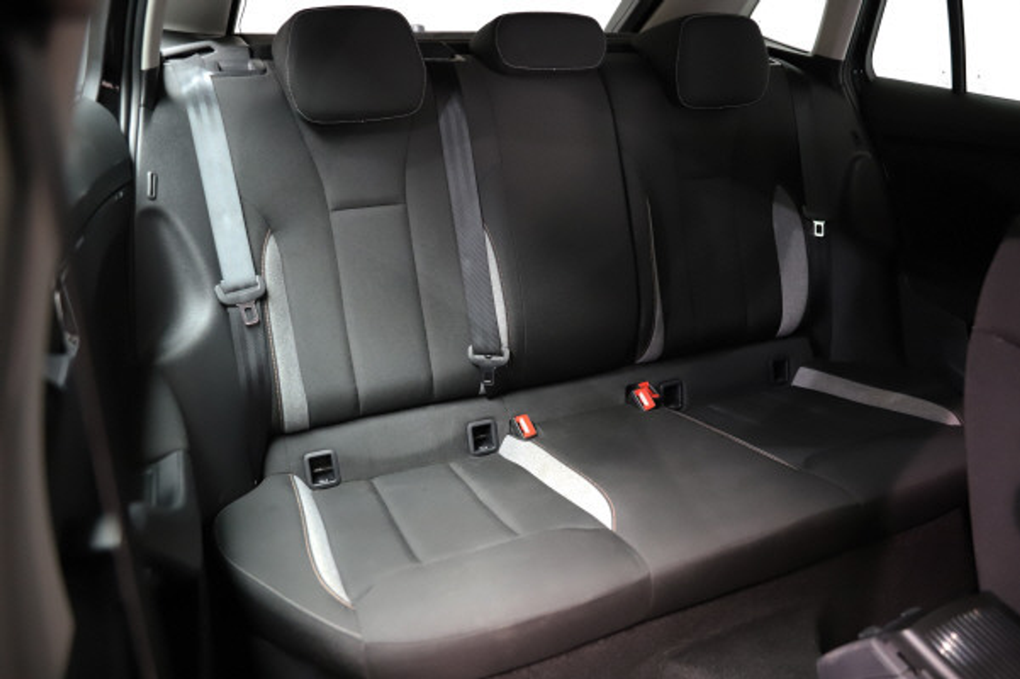 listing desktop thumbnail image 10