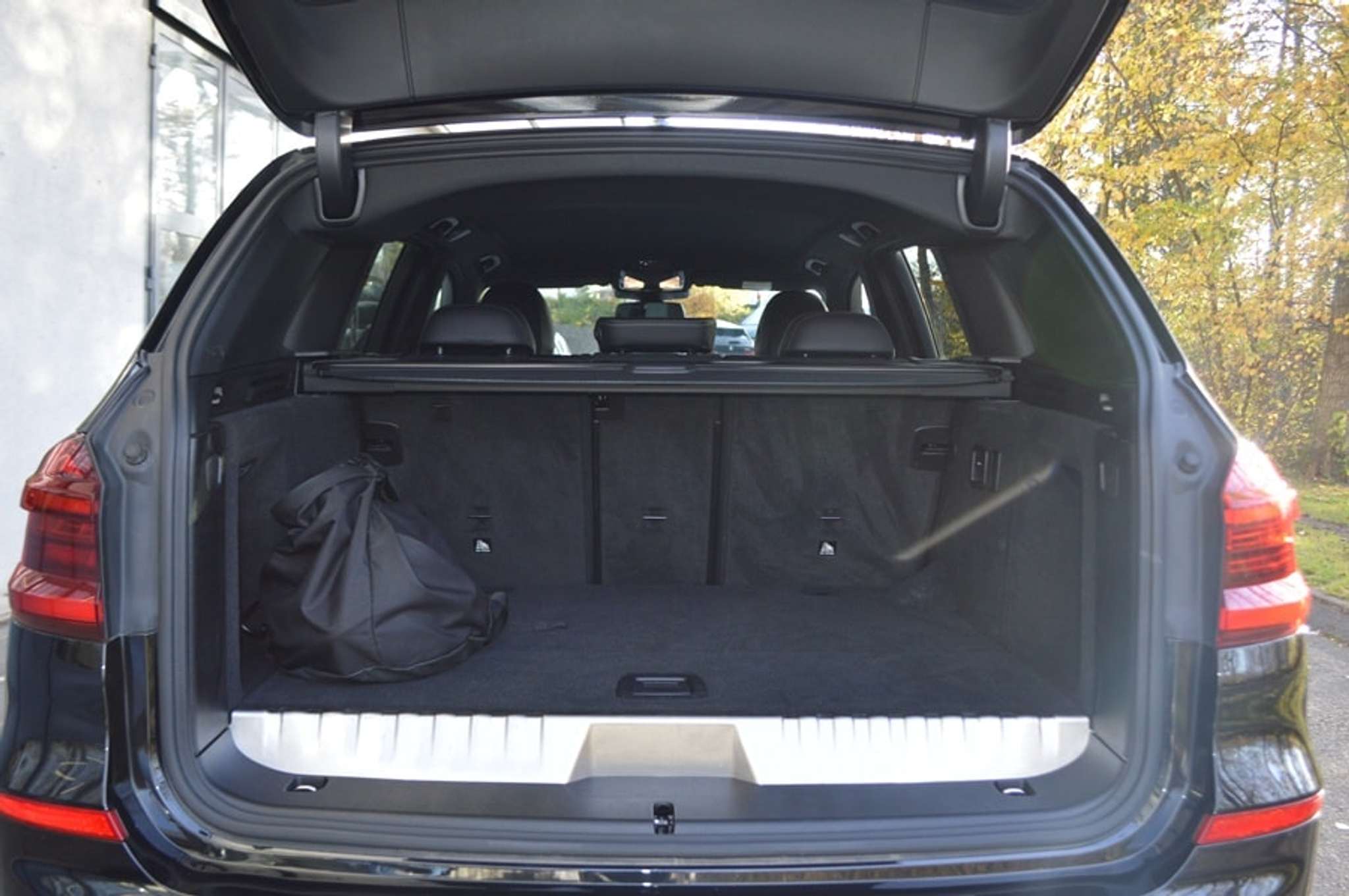 listing desktop thumbnail image 12