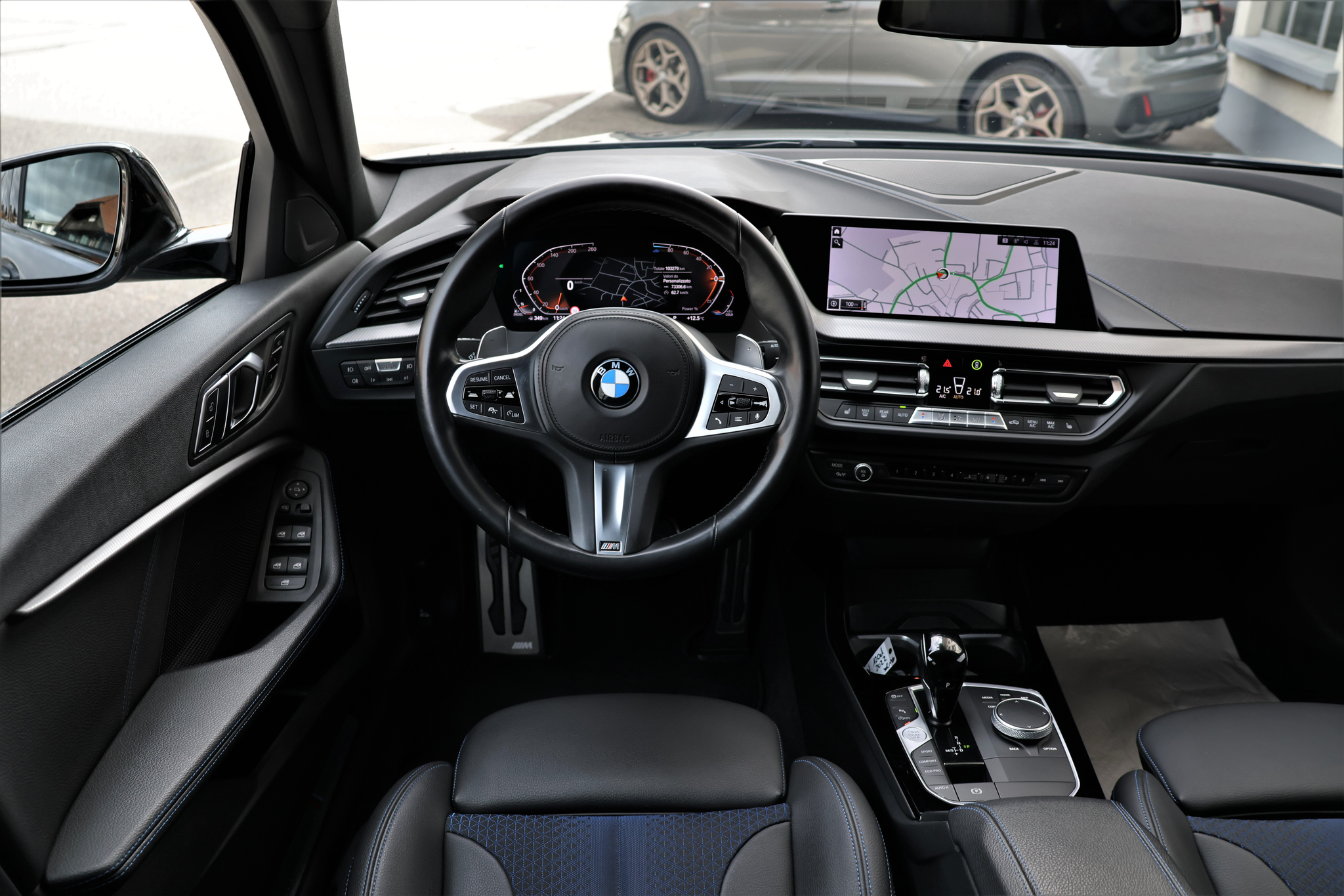 listing desktop thumbnail image 10