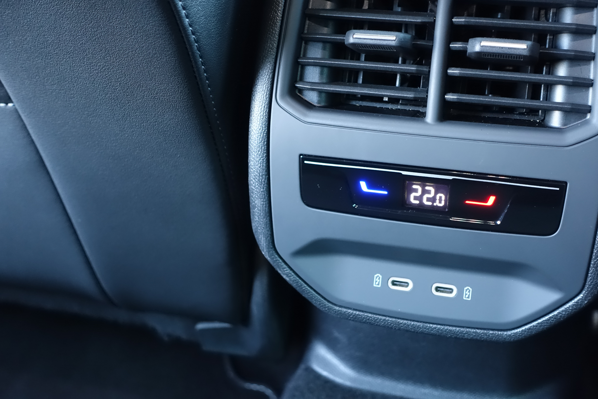 listing desktop thumbnail image 21