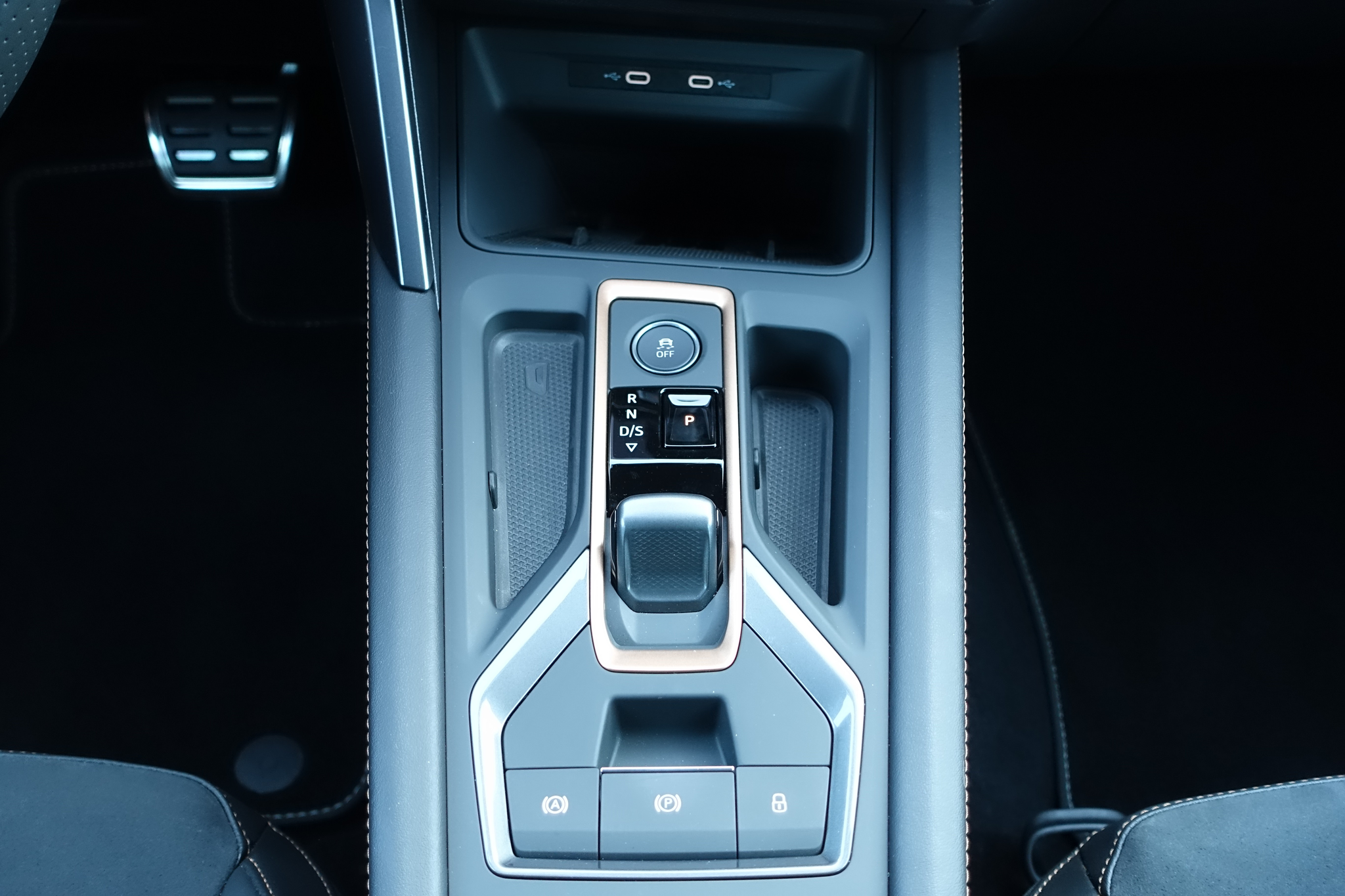 listing desktop thumbnail image 22