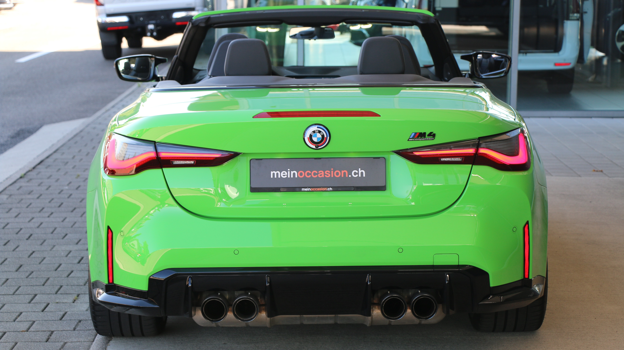 listing desktop thumbnail image 9