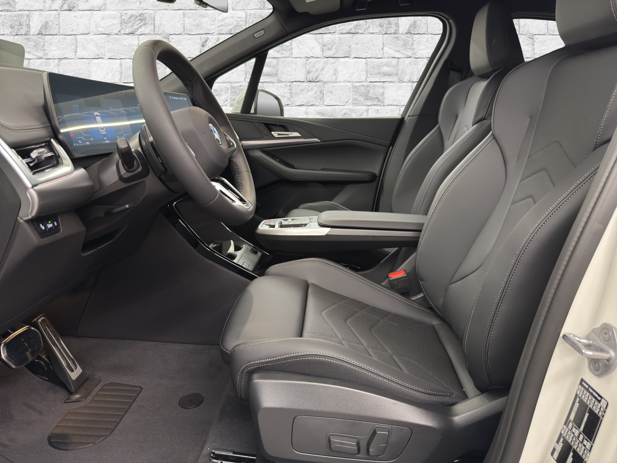 listing desktop thumbnail image 6