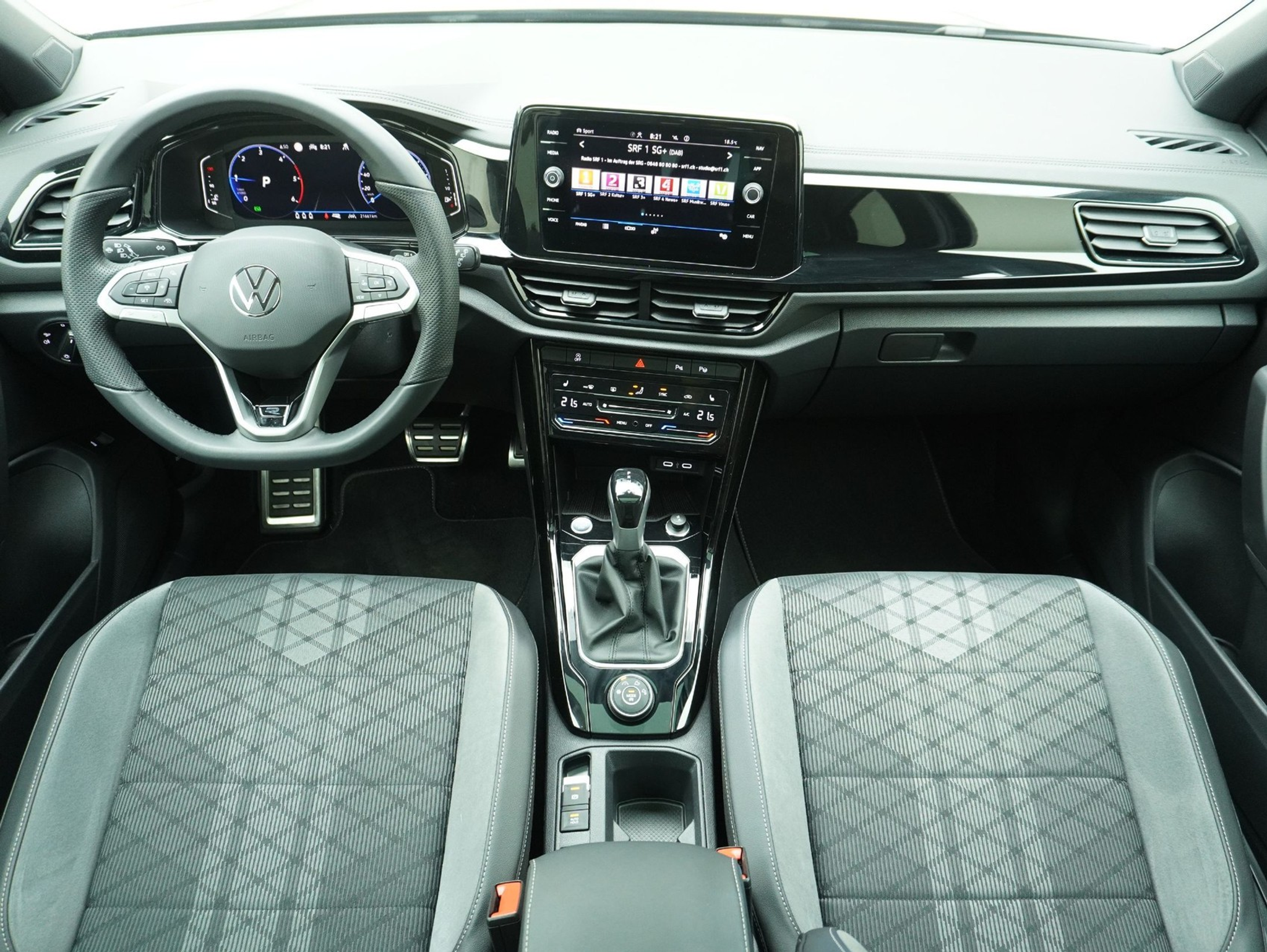 listing desktop thumbnail image 13