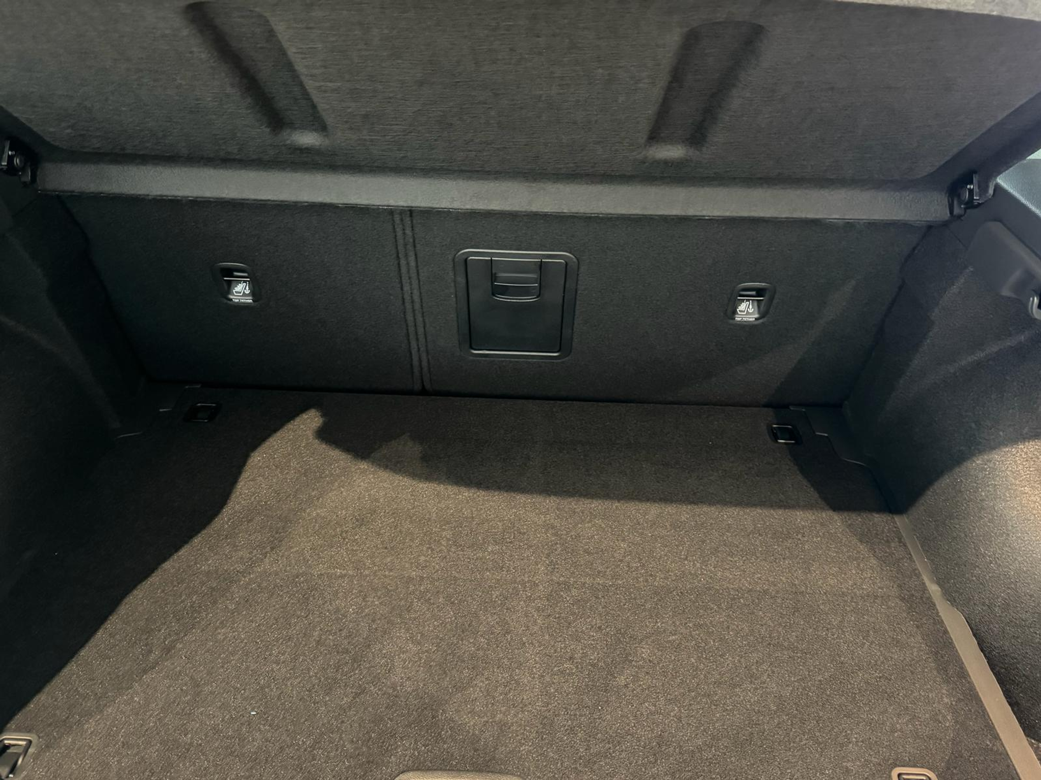 listing desktop thumbnail image 17