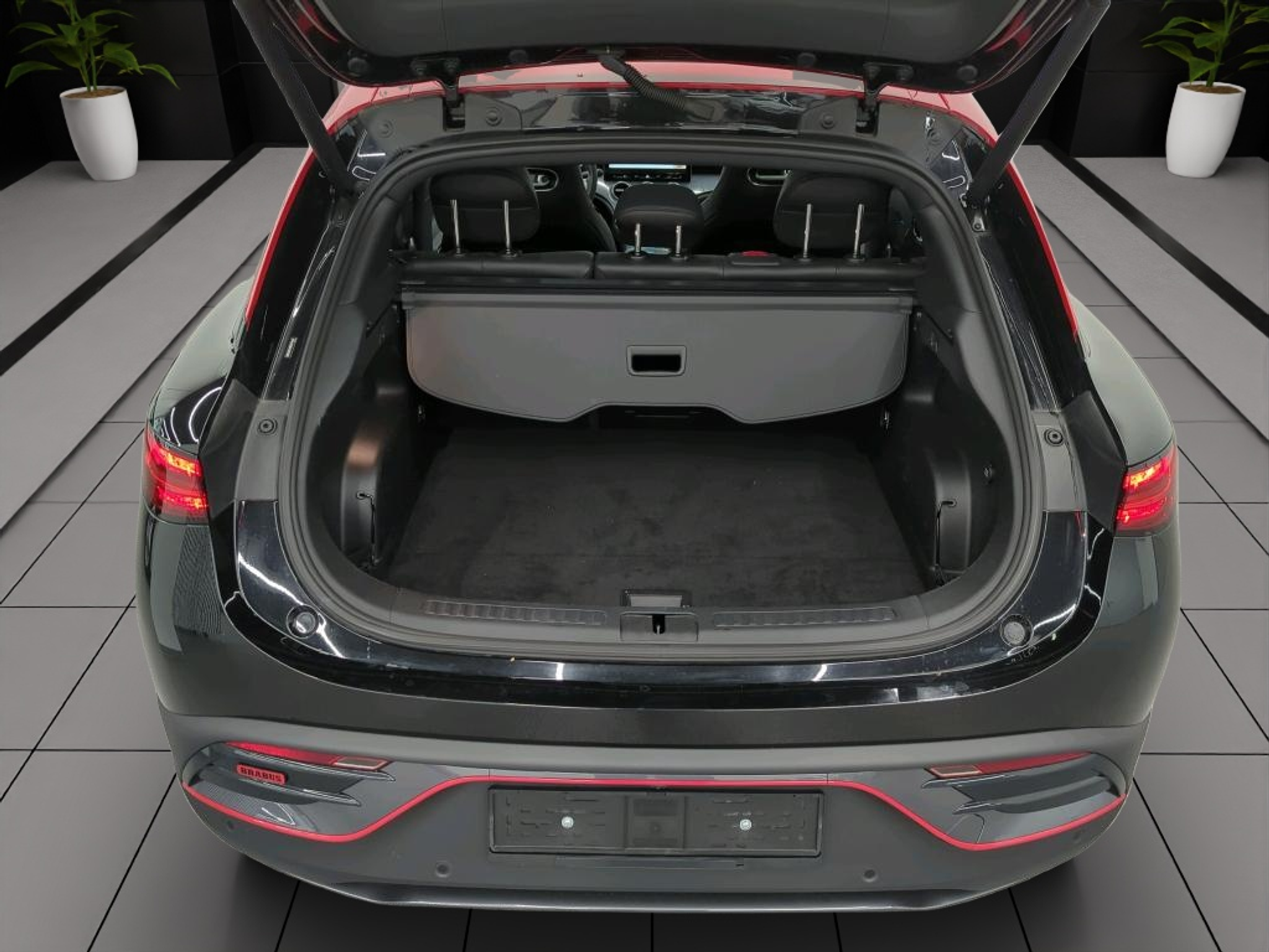 listing desktop thumbnail image 4