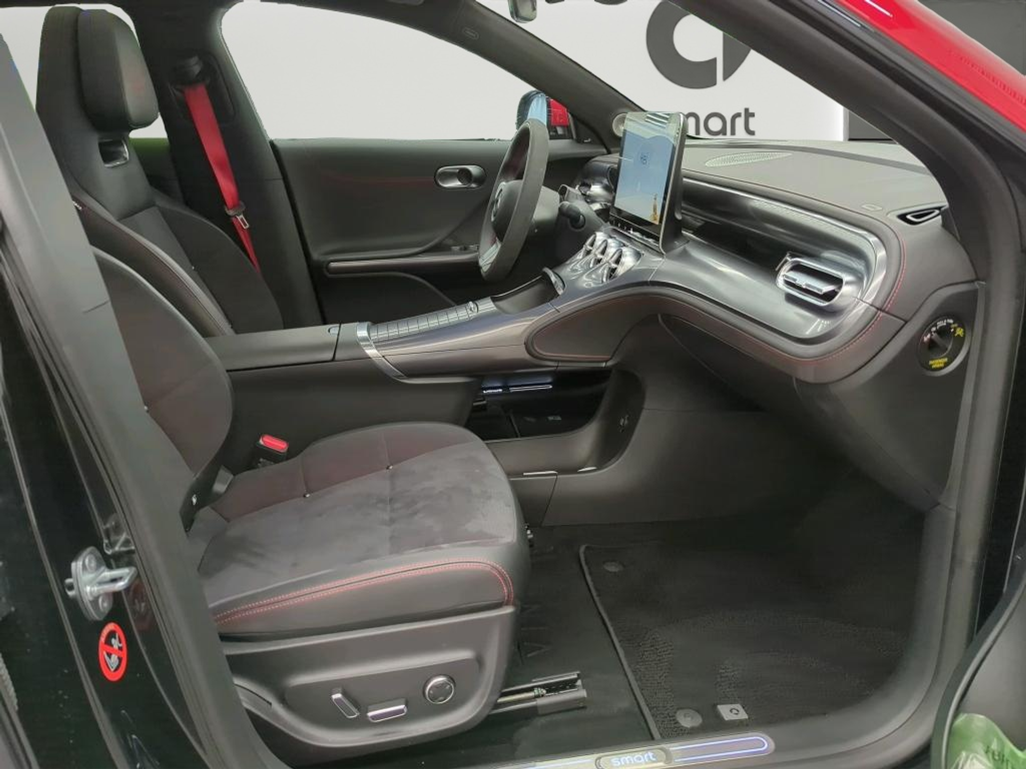 listing desktop thumbnail image 3