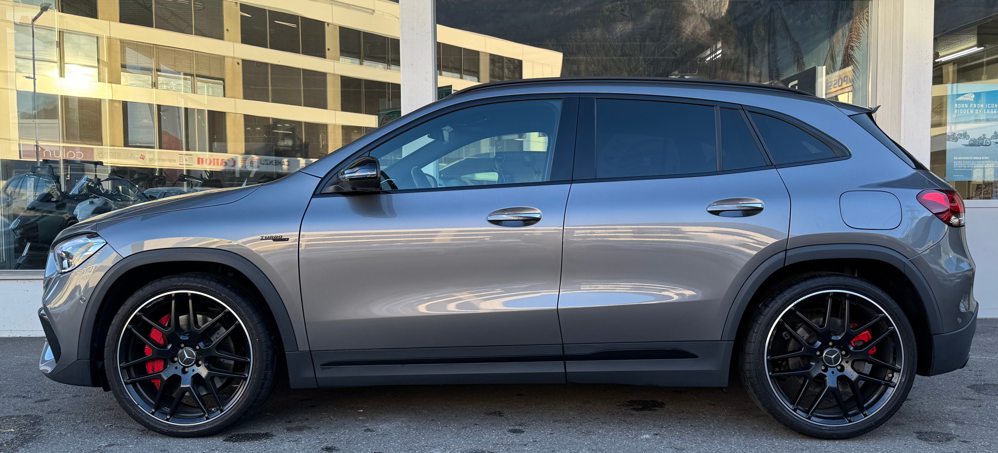 listing desktop thumbnail image 2