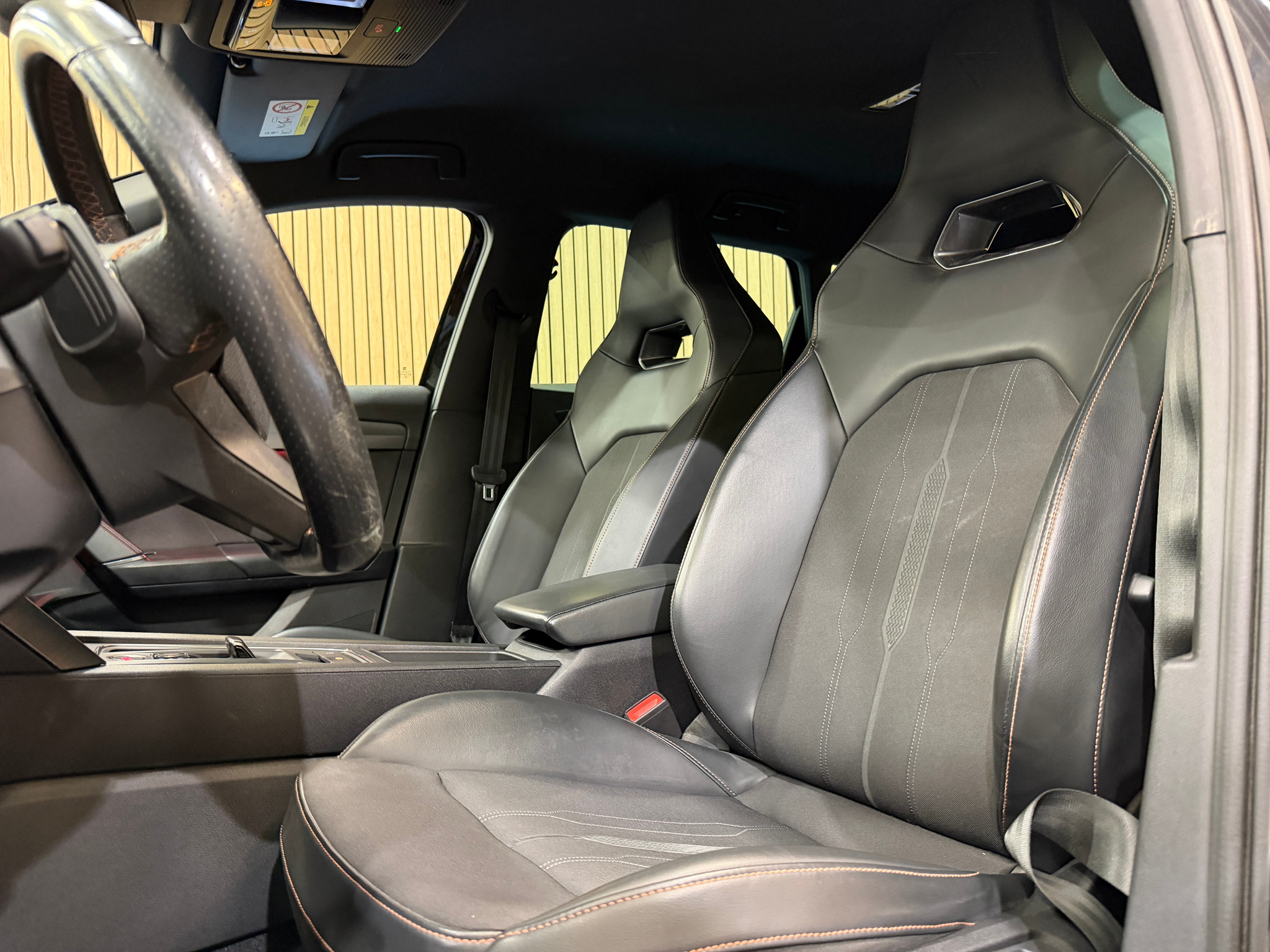 listing desktop thumbnail image 16