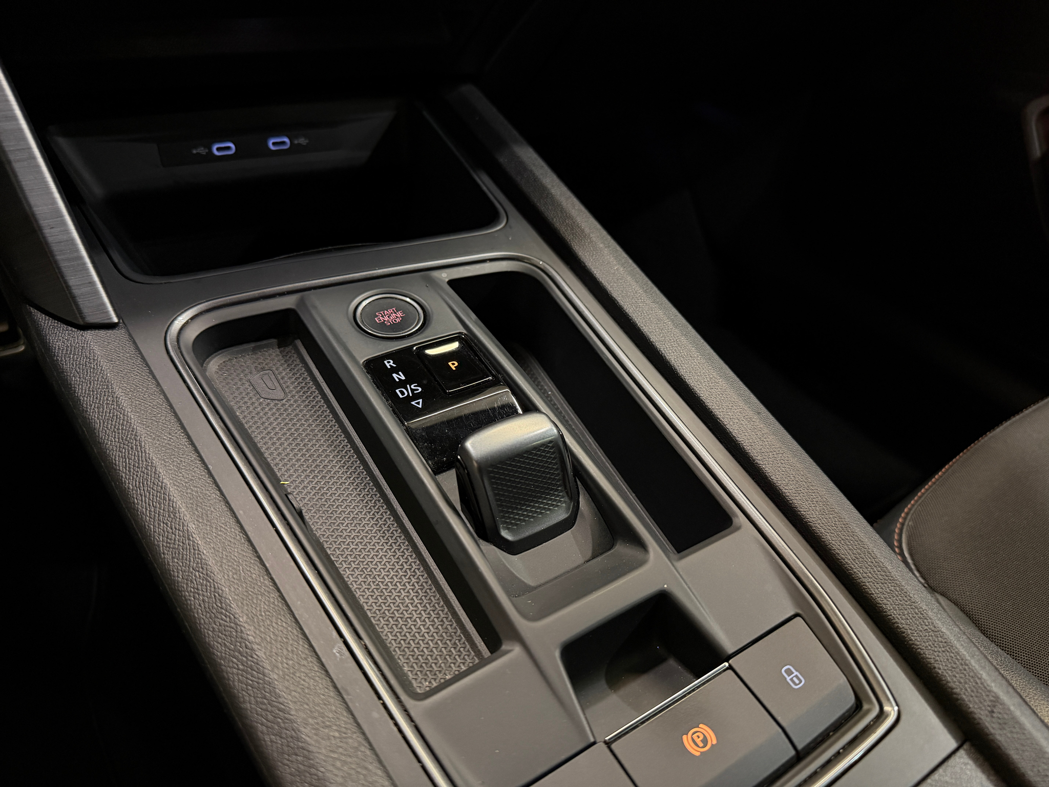 listing desktop thumbnail image 8